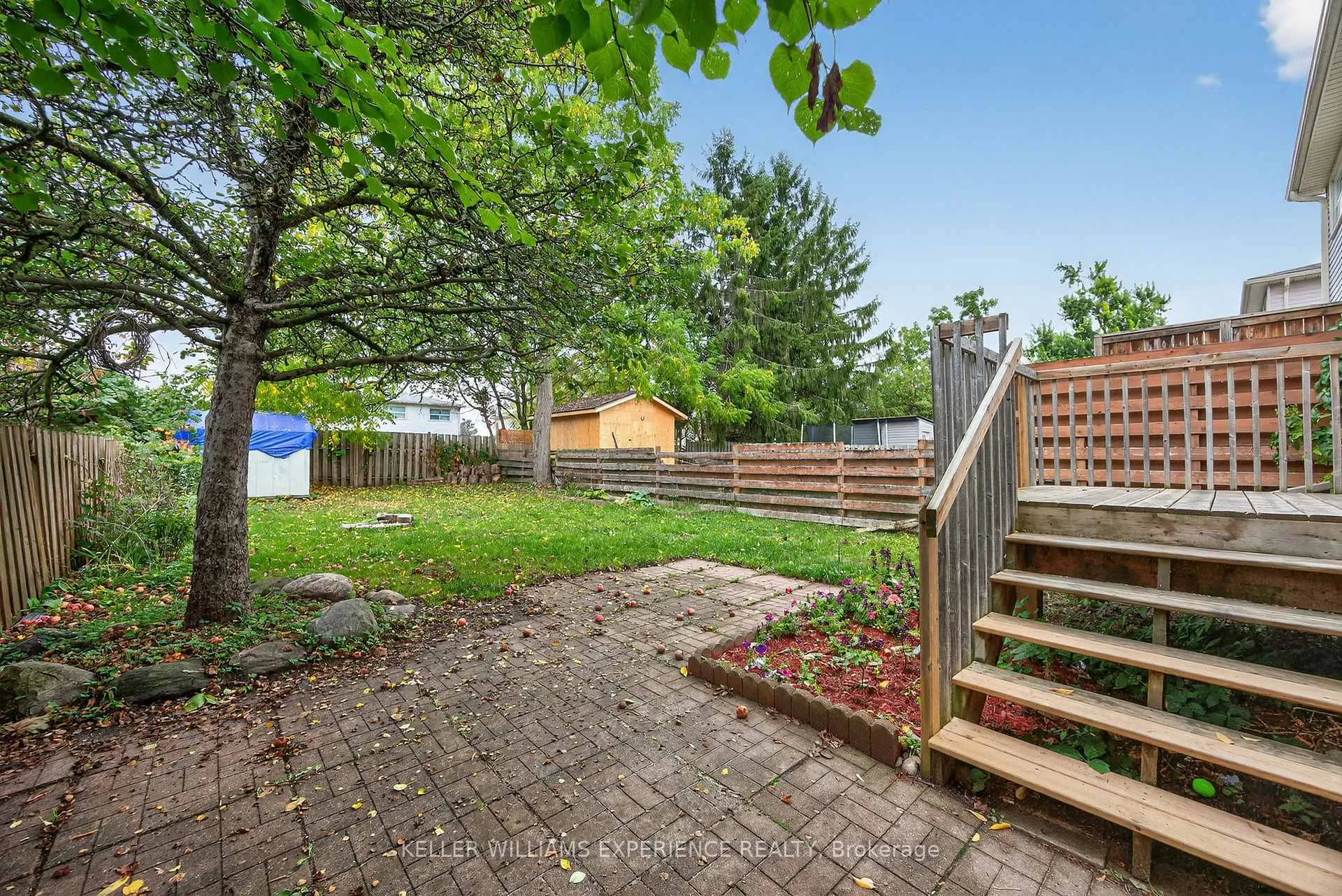 Photo 3 of 79 Carlton Road, Barrie, Cundles East — HOMEH