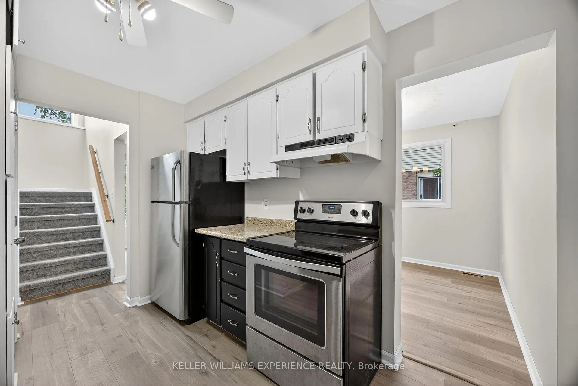 Photo 15 of 79 Carlton Road, Barrie, Cundles East — HOMEH