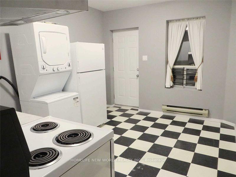 Photo 10 of Unit #1, 676 Bathurst Street, Toronto, Palmerston-Little Italy — HOMEH