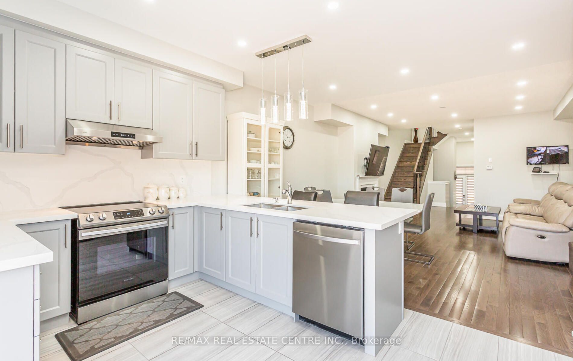 Photo 57 of 3 Dalbeattie Drive, Brampton, Bram West — HOMEH