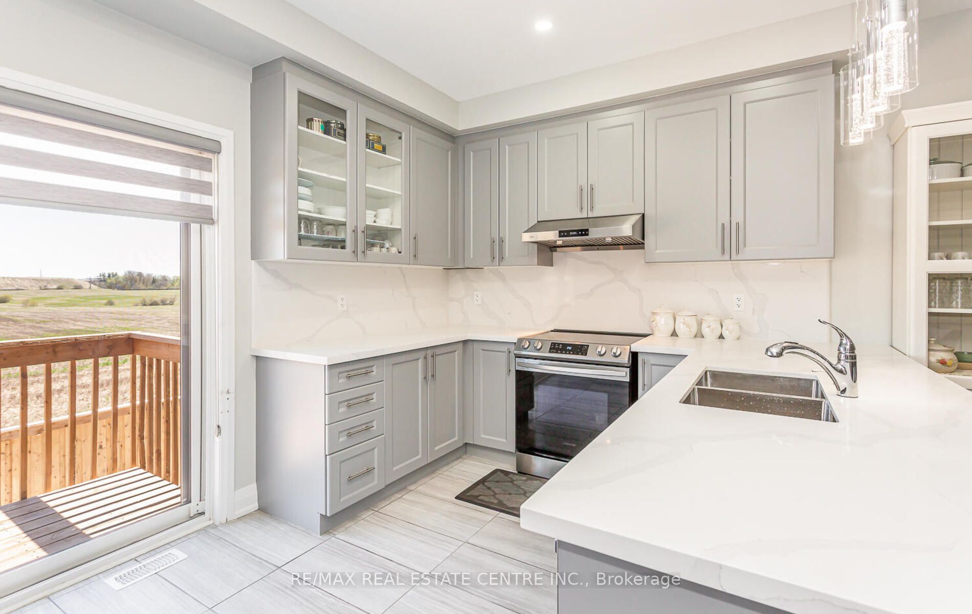 Photo 55 of 3 Dalbeattie Drive, Brampton, Bram West — HOMEH