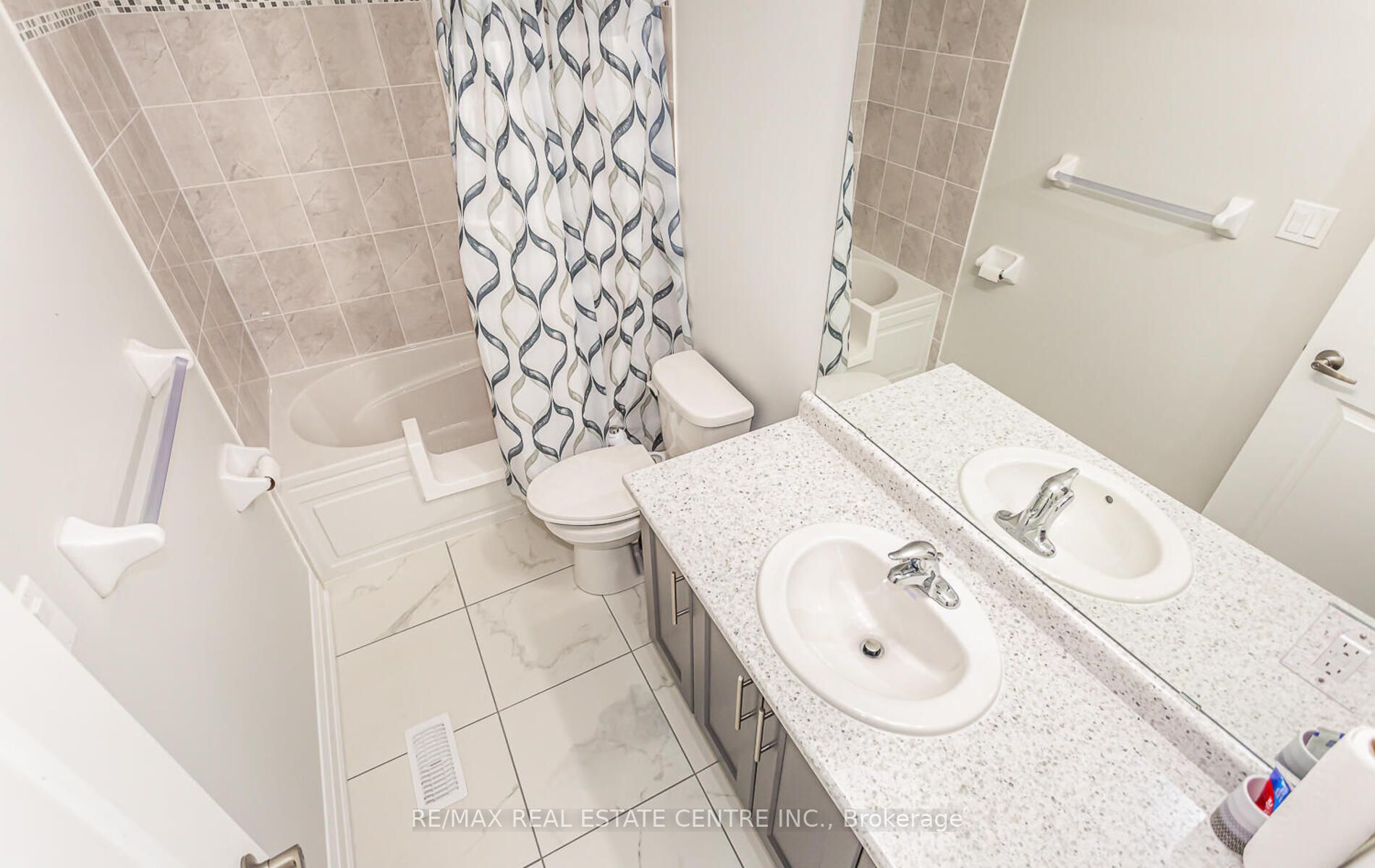 Photo 77 of 3 Dalbeattie Drive, Brampton, Bram West — HOMEH
