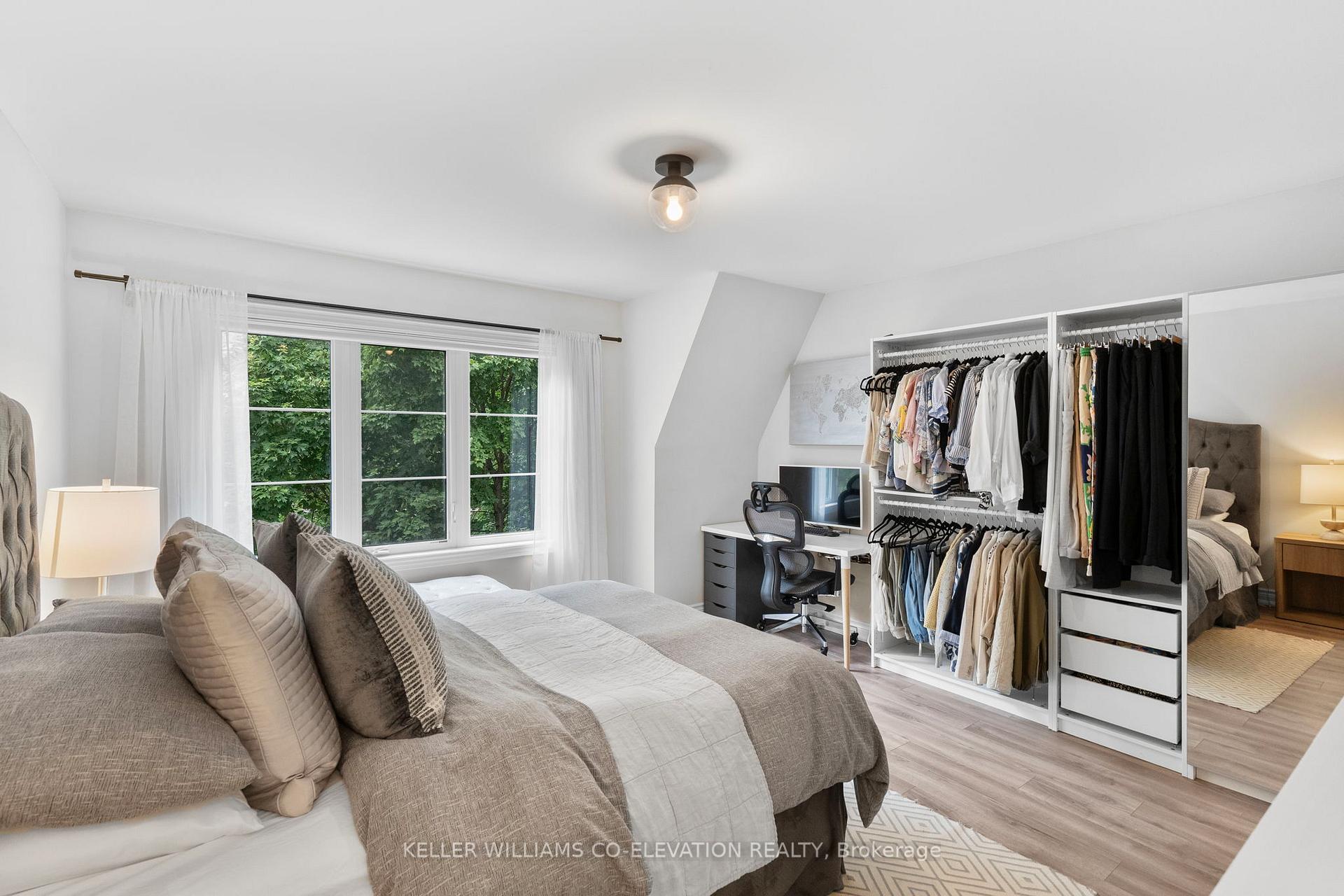 Photo 18 of 70 Dryden Way, Etobicoke, Willowridge-Martingrove-Richview — HOMEH