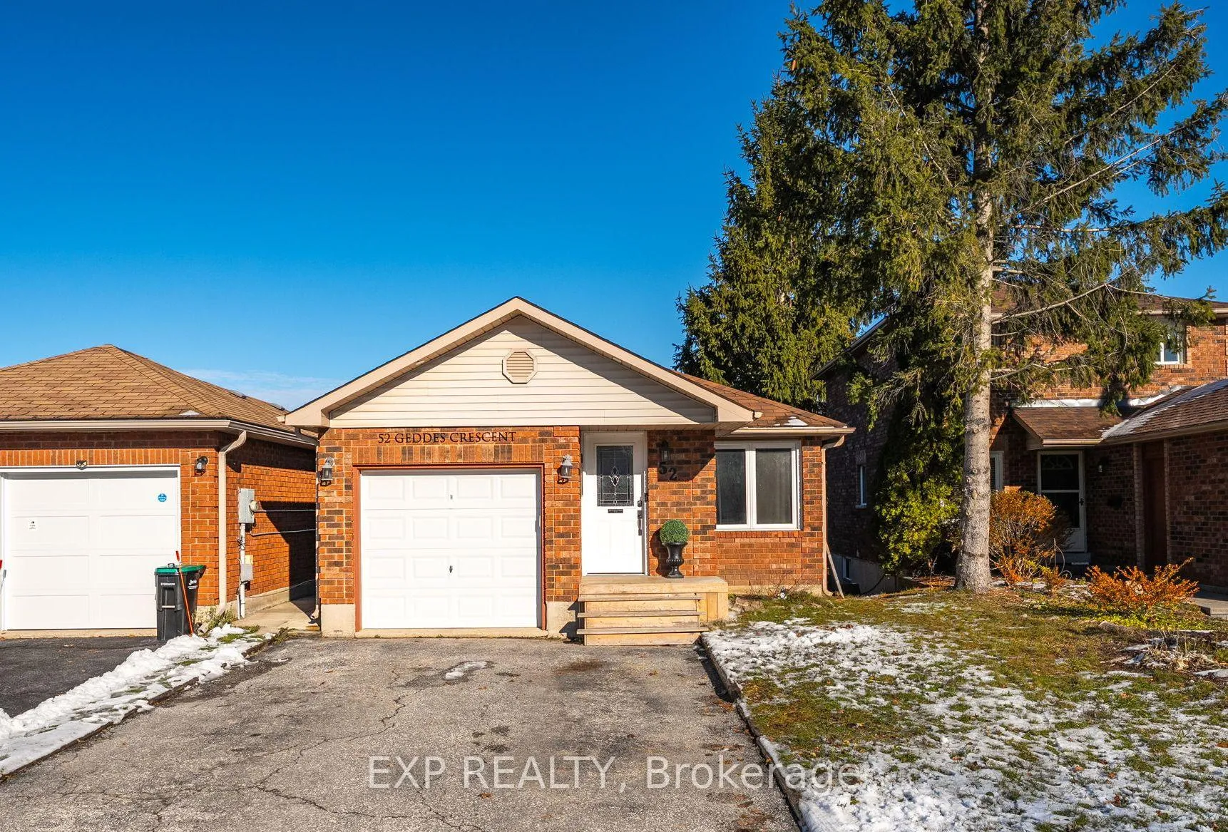 Photo 1 of 52 Geddes Crescent, Barrie, Northwest — HOMEH
