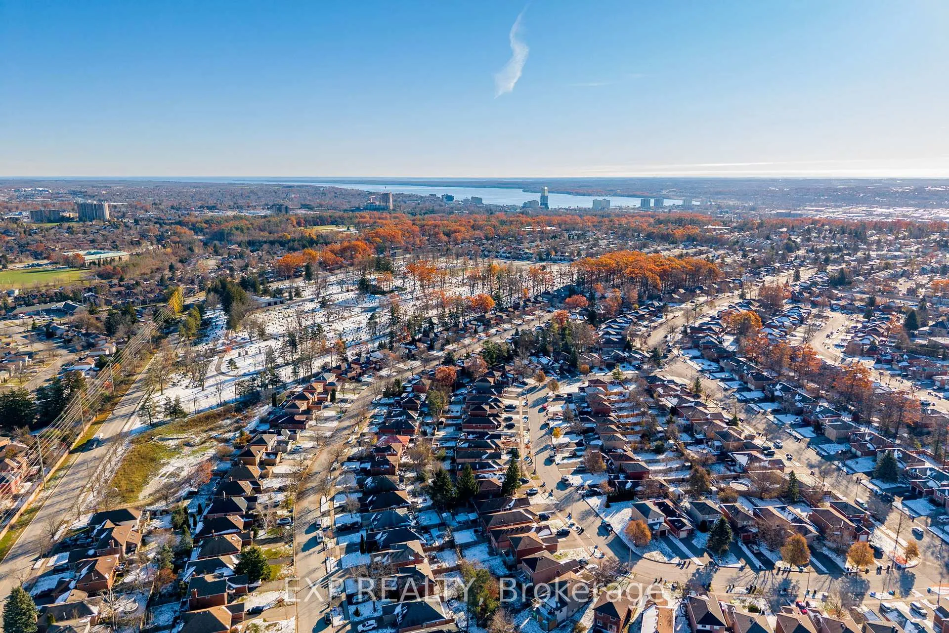 Photo 37 of 52 Geddes Crescent, Barrie, Northwest — HOMEH