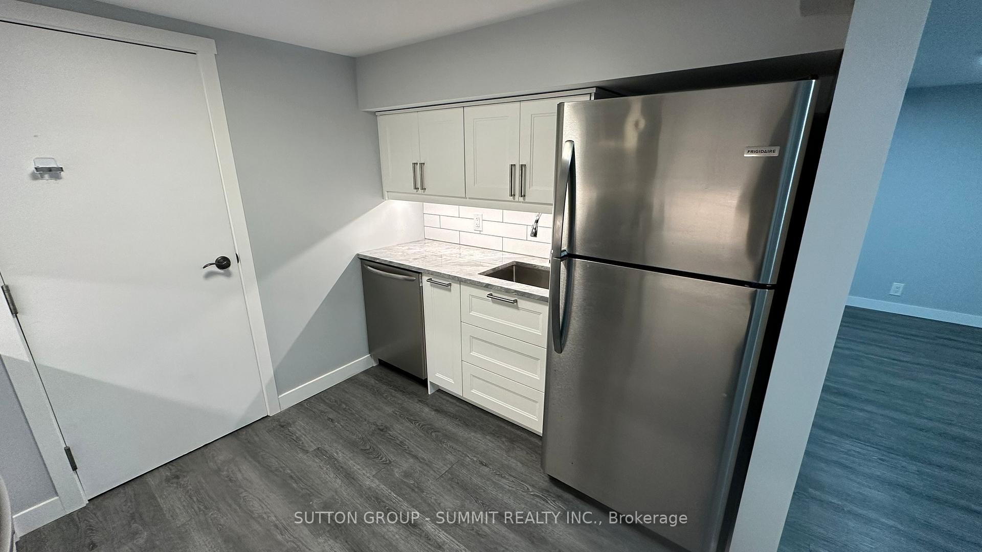 Photo 12 of 12 Brampton Road, Etobicoke, Willowridge-Martingrove-Richview — HOMEH