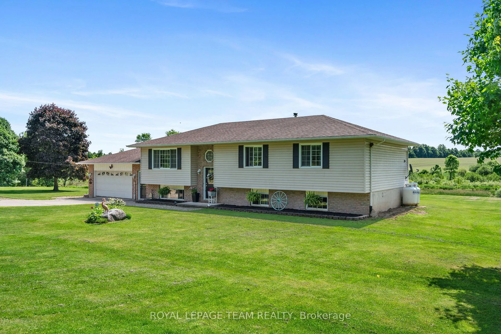 Photo 18 of 627 Upper Oakleaf Road, Athens, R of Yonge & Escott Twp — HOMEH