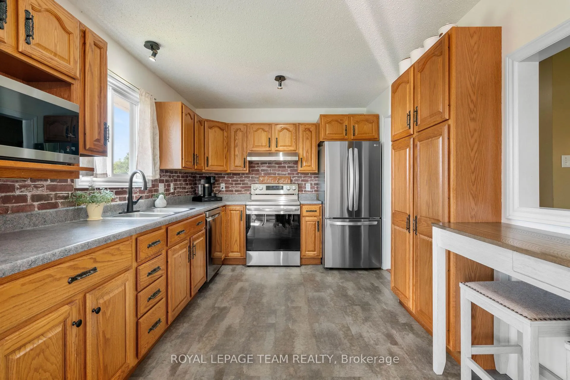 Photo 52 of 627 Upper Oakleaf Road, Athens, R of Yonge & Escott Twp — HOMEH