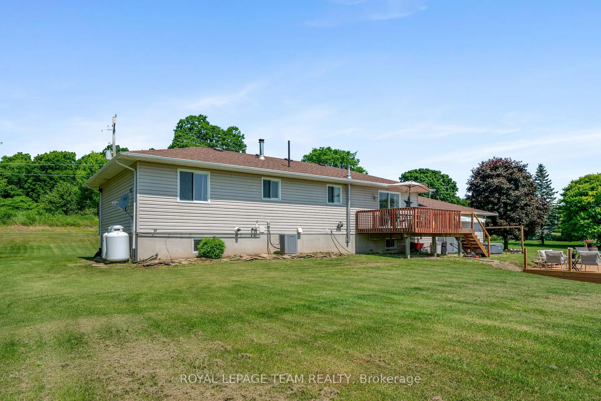 Photo 134 of 627 Upper Oakleaf Road, Athens, R of Yonge & Escott Twp — HOMEH