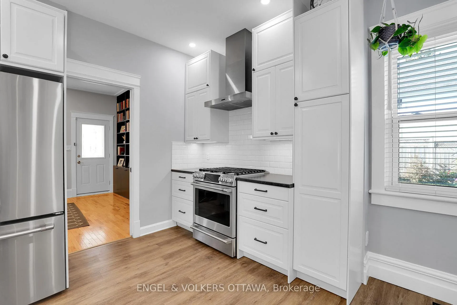 Photo 55 of 10 Ida Street S, Arnprior — HOMEH