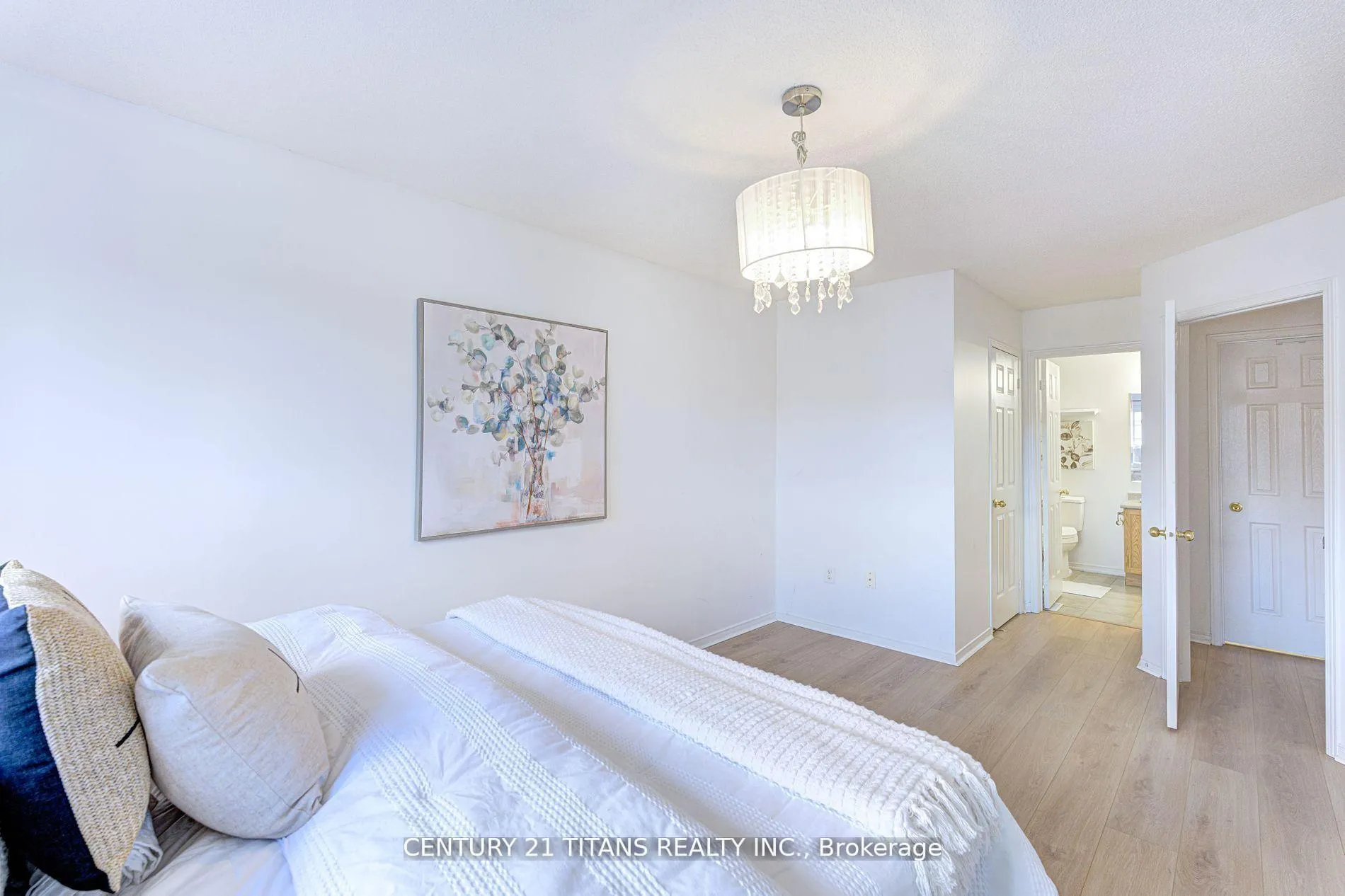 Photo 34 of 26 Pendrill Way, Ajax, Central East — HOMEH