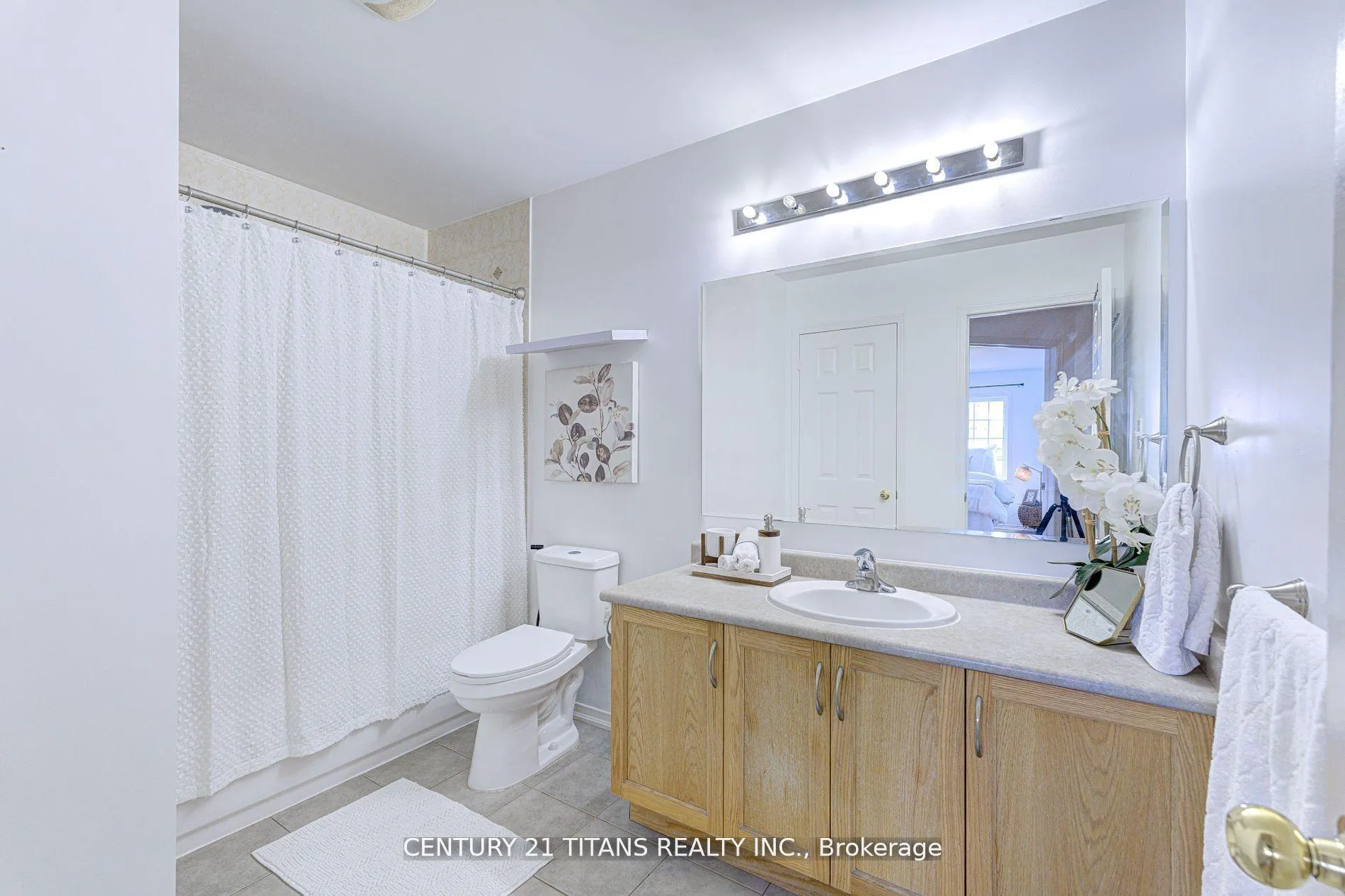 Photo 39 of 26 Pendrill Way, Ajax, Central East — HOMEH