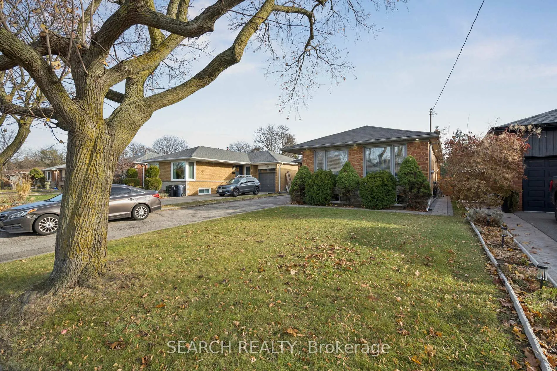 Photo 37 of 151 The Westway, Etobicoke, Willowridge-Martingrove-Richview — HOMEH