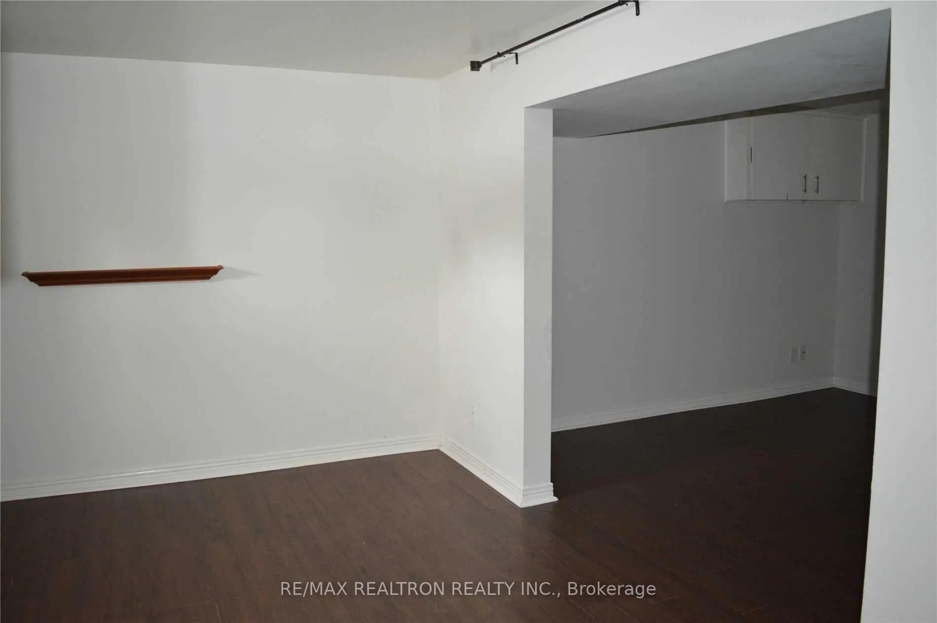 Photo 8 of 24 Holman Crescent, Aurora, Aurora Highlands — HOMEH