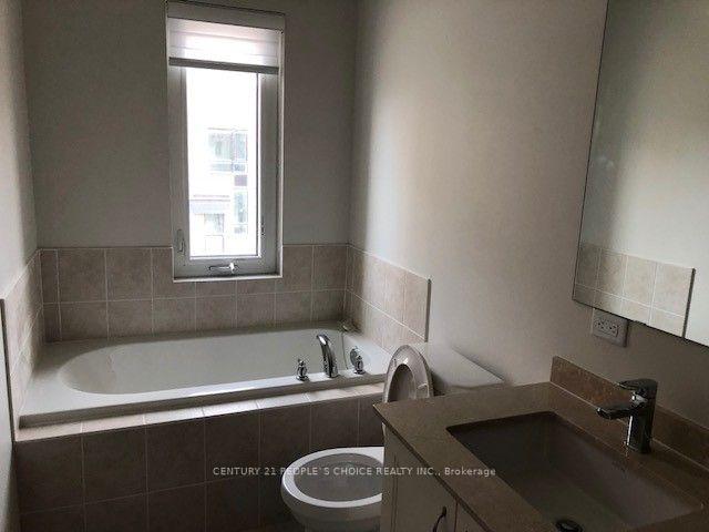 Photo 16 of 65 Pony Farm Drive, Etobicoke, Willowridge-Martingrove-Richview — HOMEH