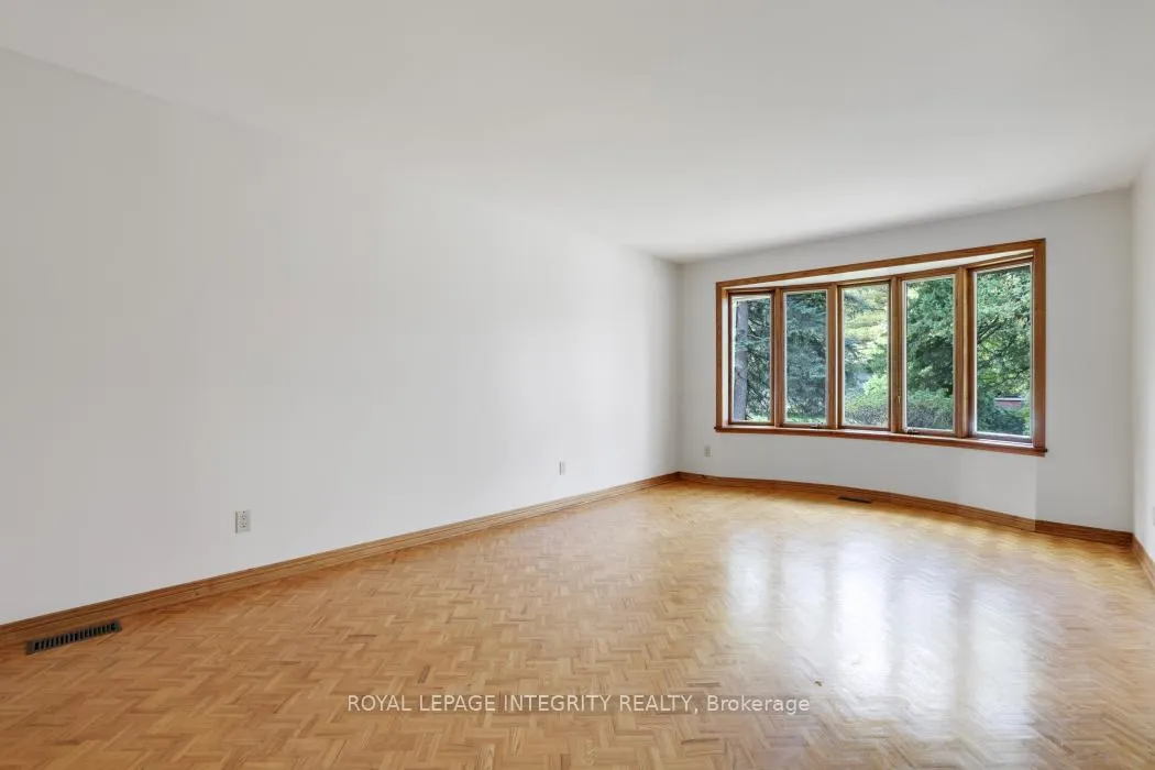 Photo 37 of 2291 Courtice Avenue E, Ottawa, Alta Vista — HOMEH
