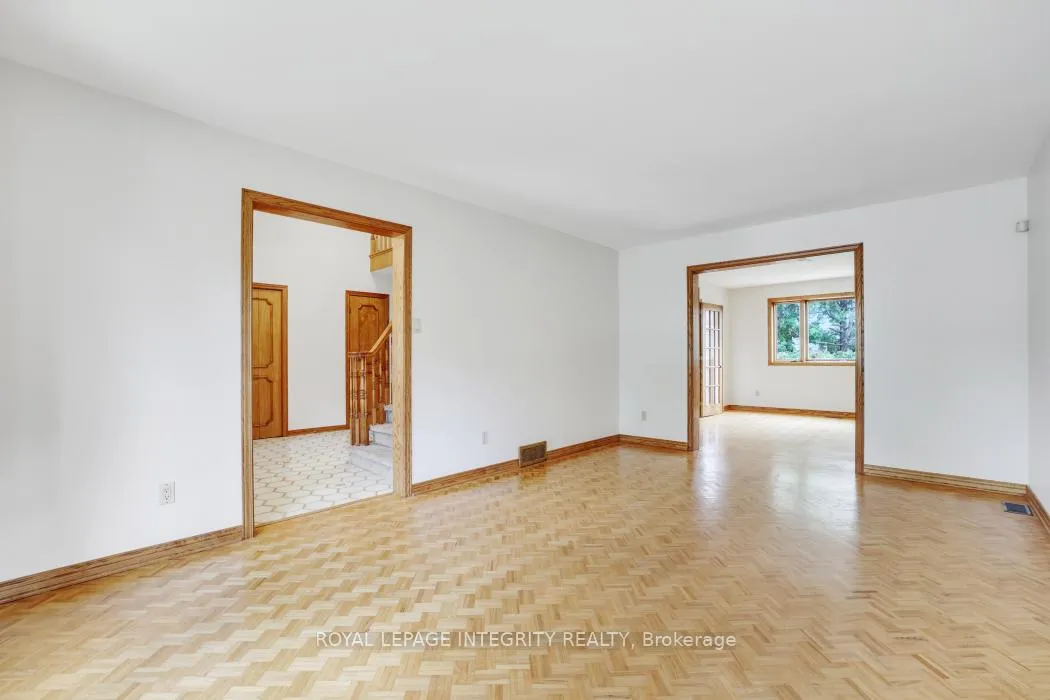 Photo 58 of 2291 Courtice Avenue E, Ottawa, Alta Vista — HOMEH