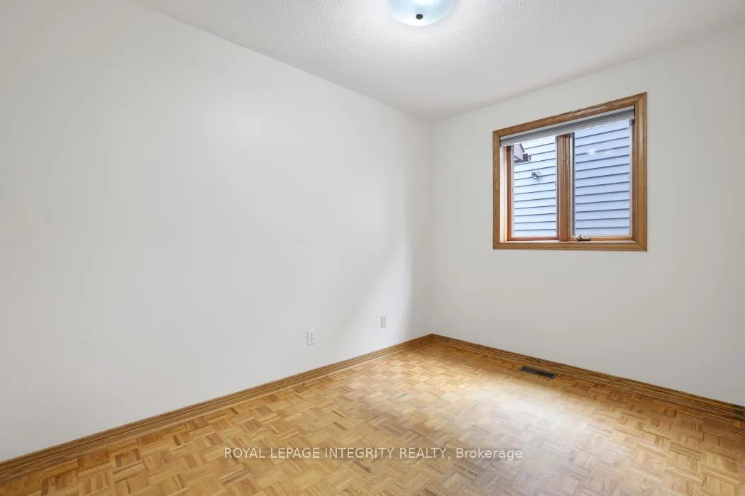 Photo 138 of 2291 Courtice Avenue E, Ottawa, Alta Vista — HOMEH