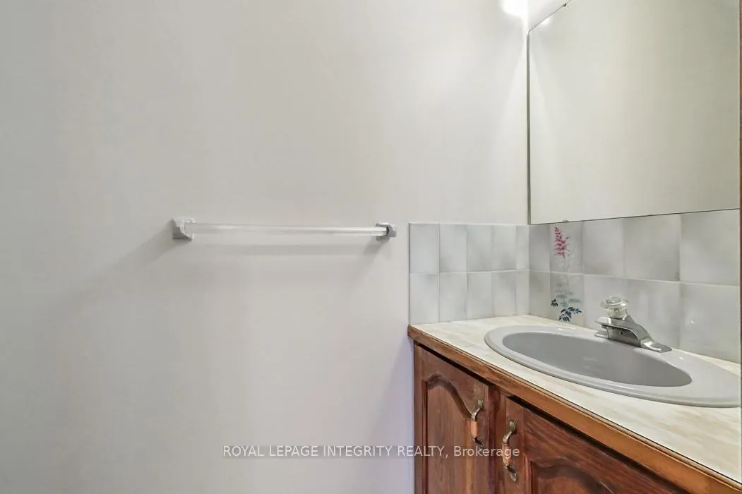 Photo 147 of 2291 Courtice Avenue E, Ottawa, Alta Vista — HOMEH