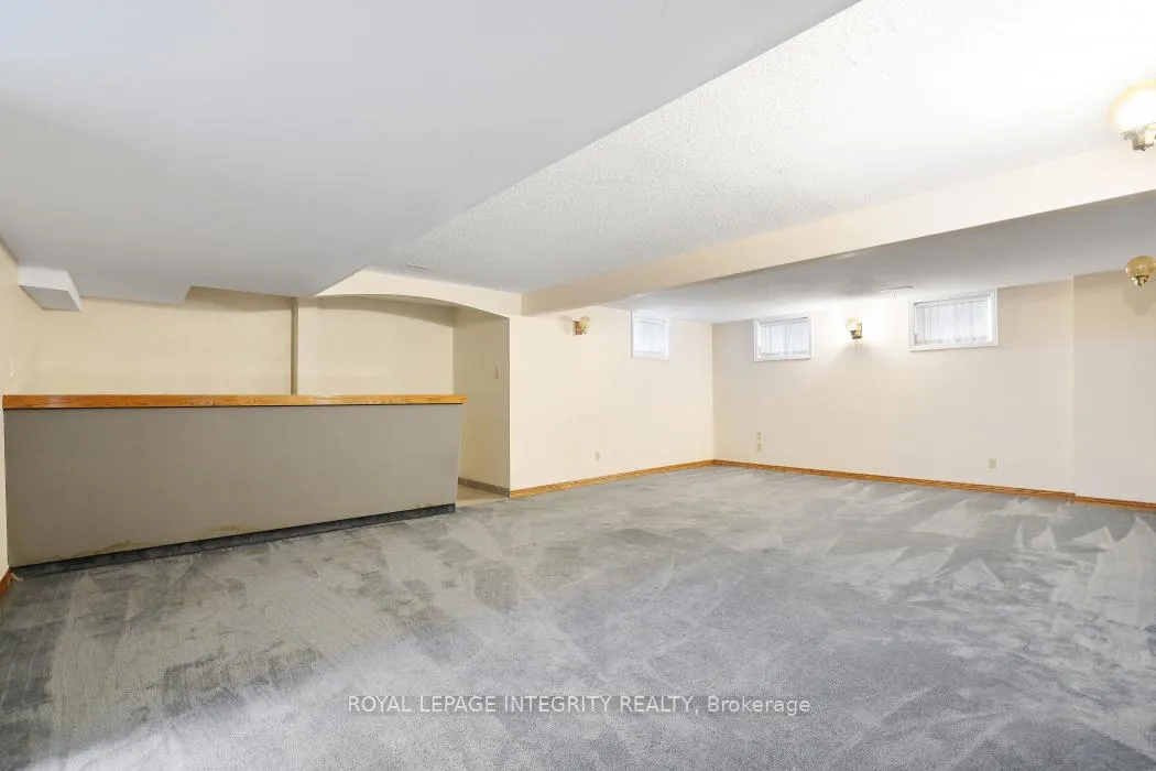 Photo 310 of 2291 Courtice Avenue E, Ottawa, Alta Vista — HOMEH