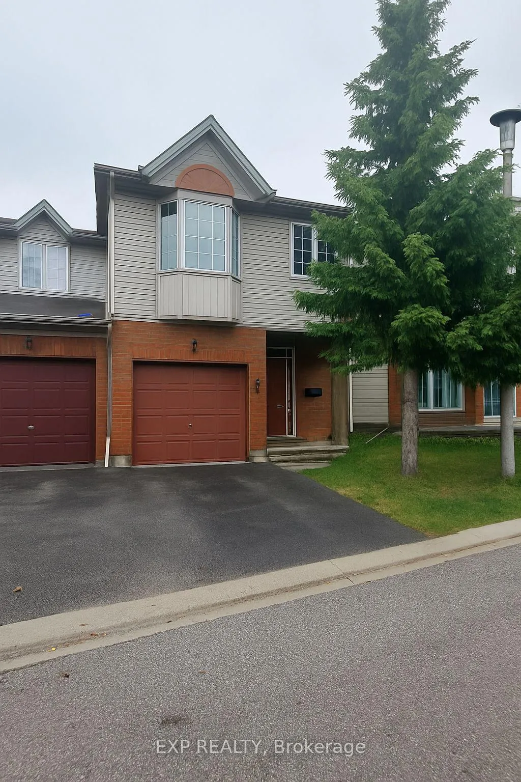 Photo 2 of 13 Santa Cruz Private, Ottawa, Riverview Park — HOMEH