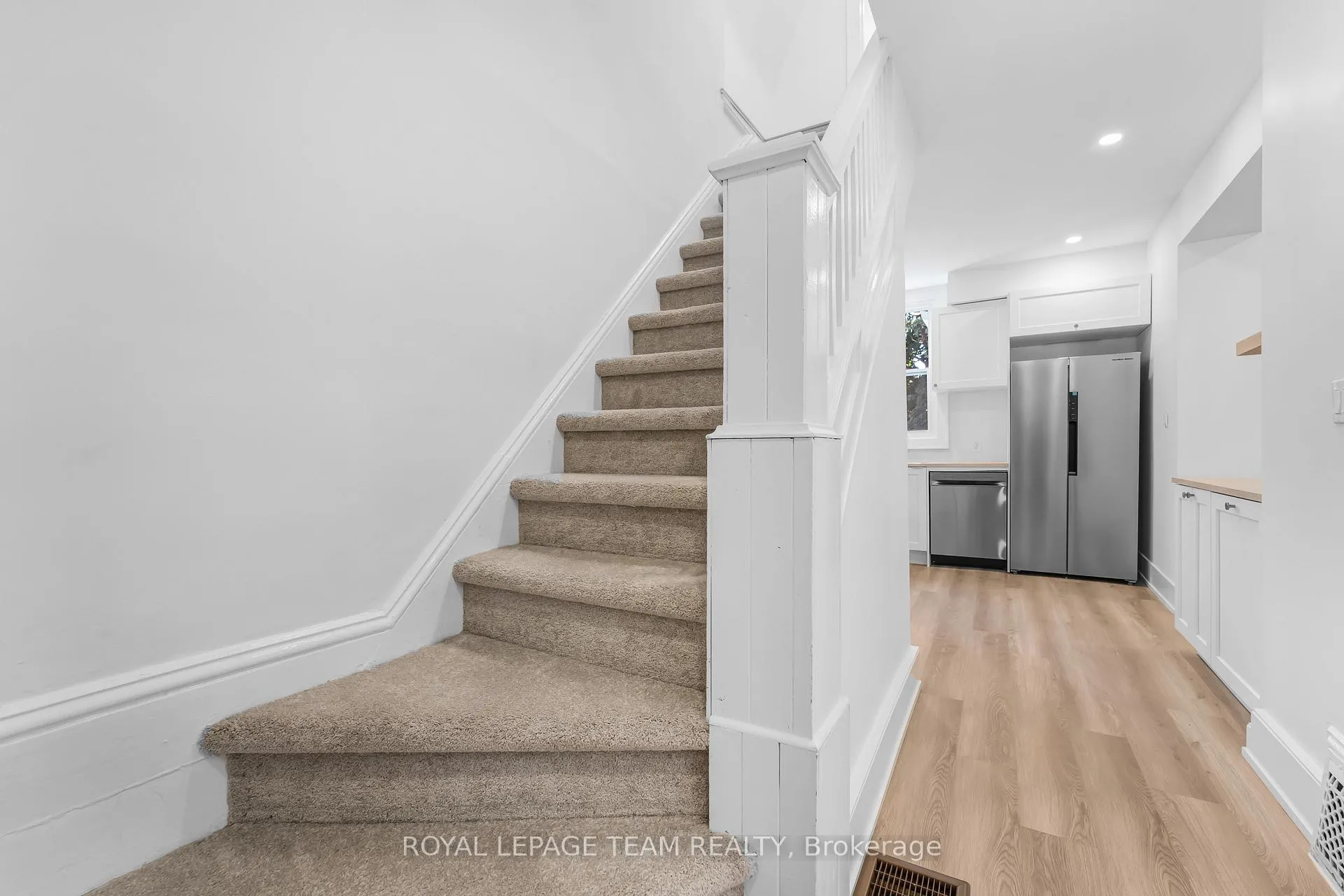 Photo 6 of 5 Gilchrist Avenue, Ottawa, Ottawa West — HOMEH