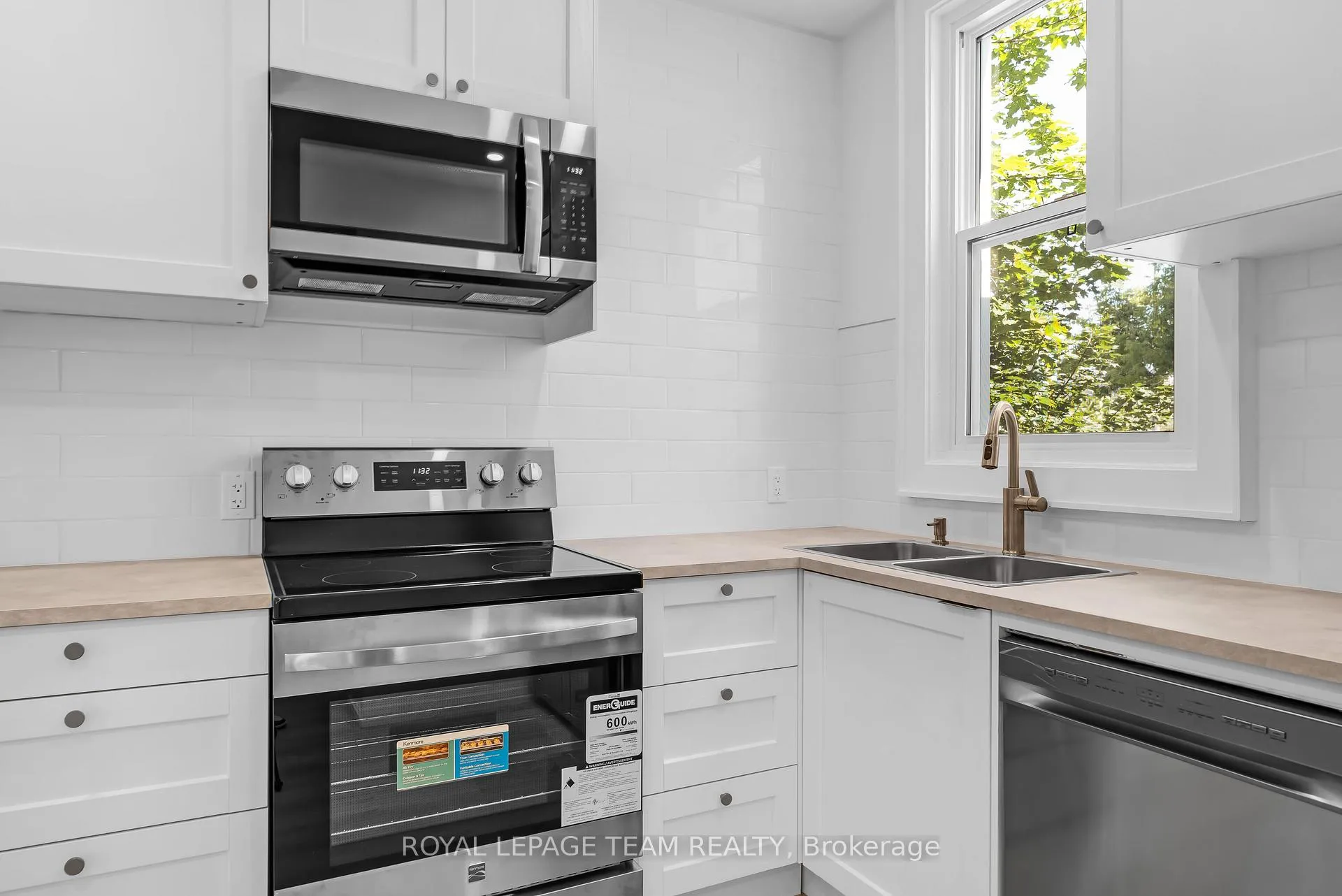 Photo 14 of 5 Gilchrist Avenue, Ottawa, Ottawa West — HOMEH