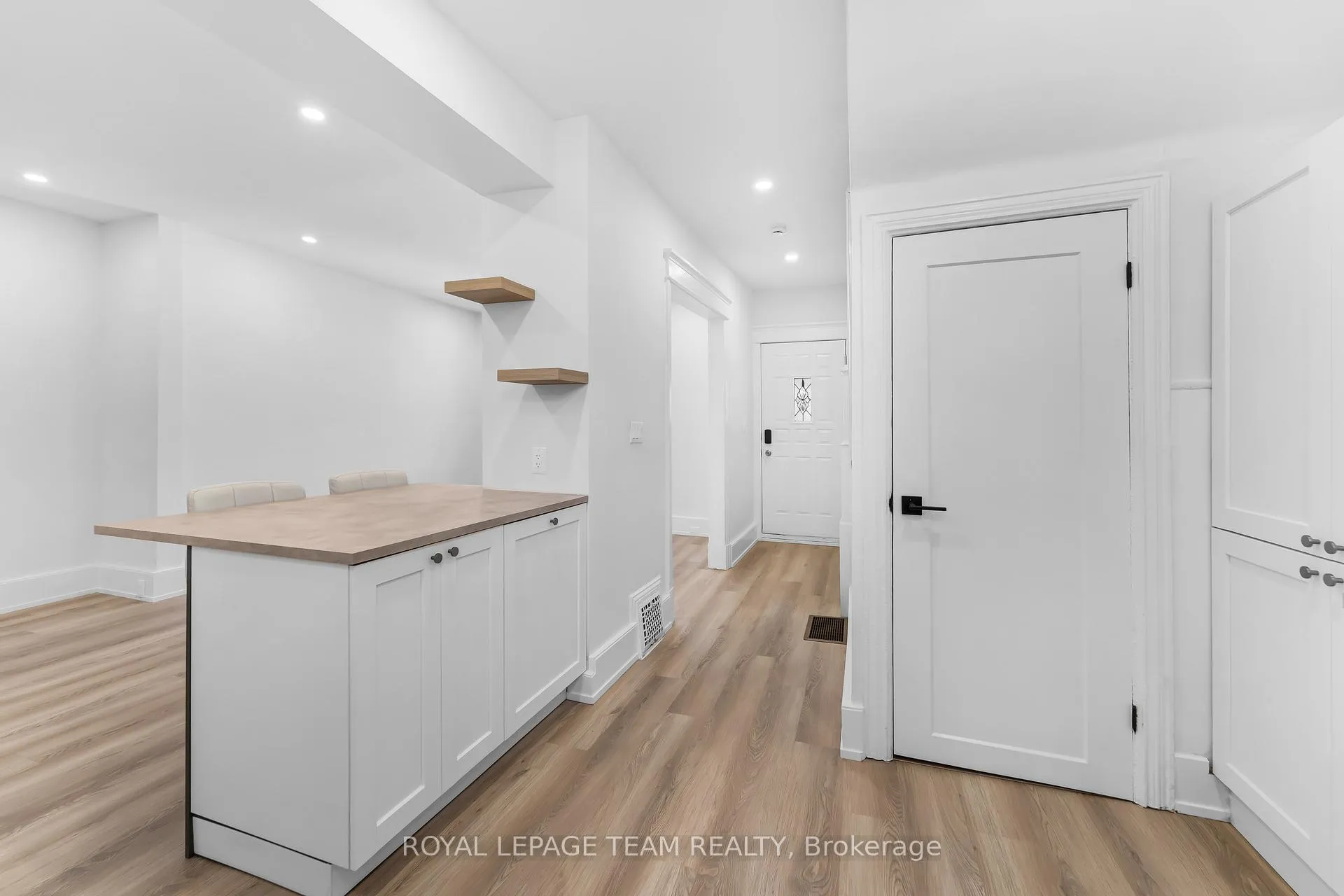 Photo 17 of 5 Gilchrist Avenue, Ottawa, Ottawa West — HOMEH