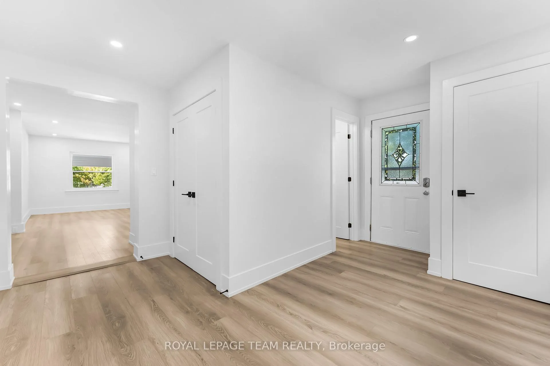Photo 23 of 5 Gilchrist Avenue, Ottawa, Ottawa West — HOMEH