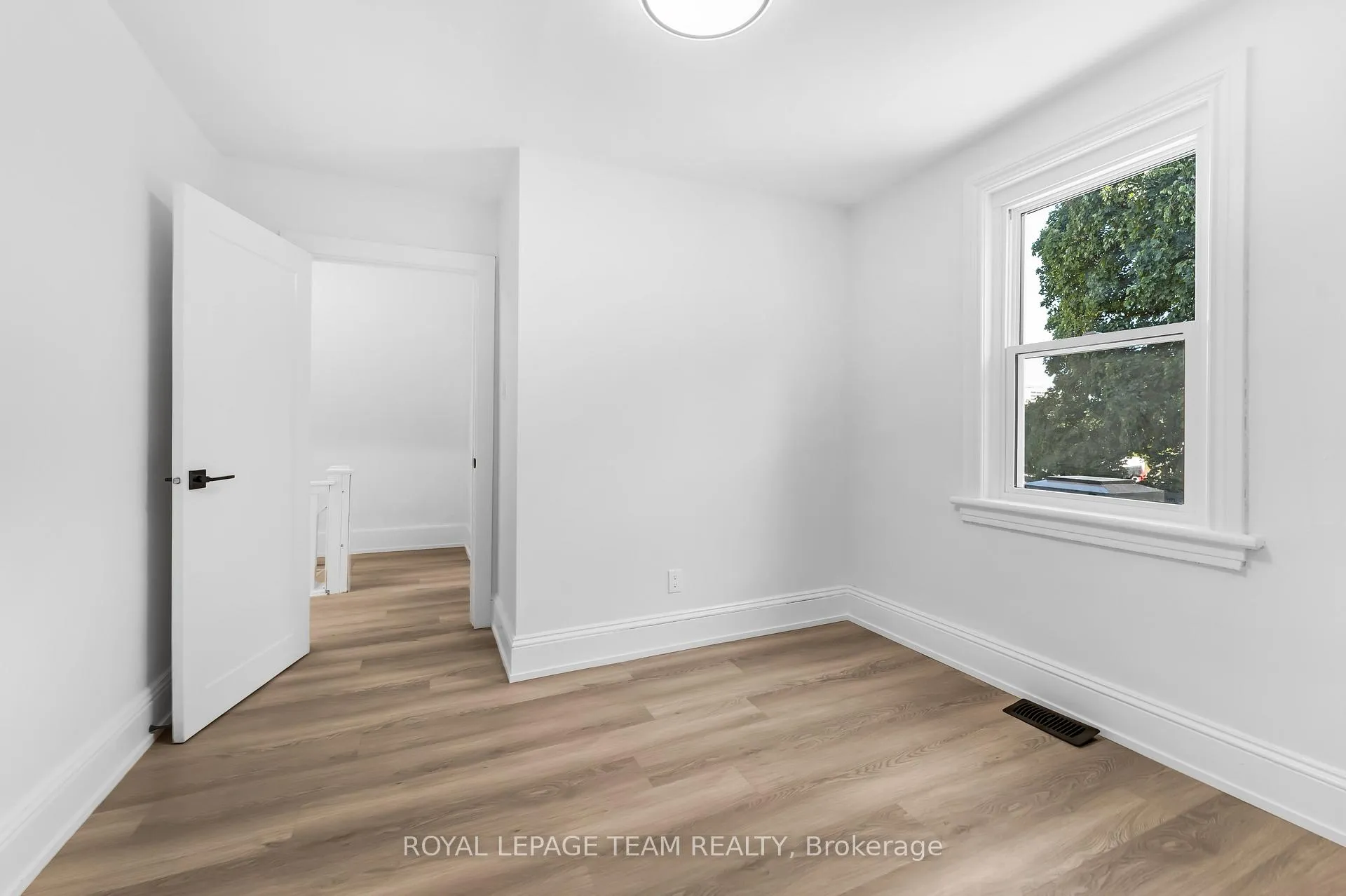 Photo 30 of 5 Gilchrist Avenue, Ottawa, Ottawa West — HOMEH