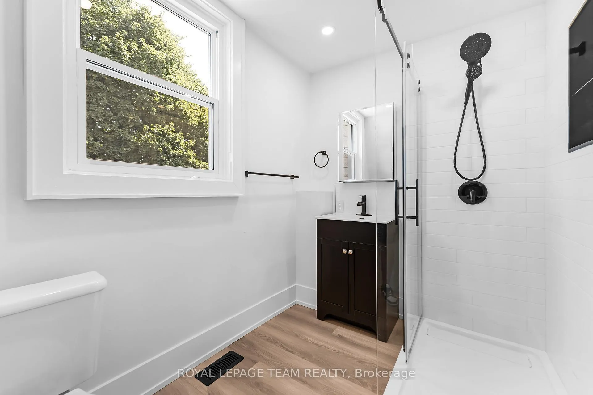 Photo 33 of 5 Gilchrist Avenue, Ottawa, Ottawa West — HOMEH