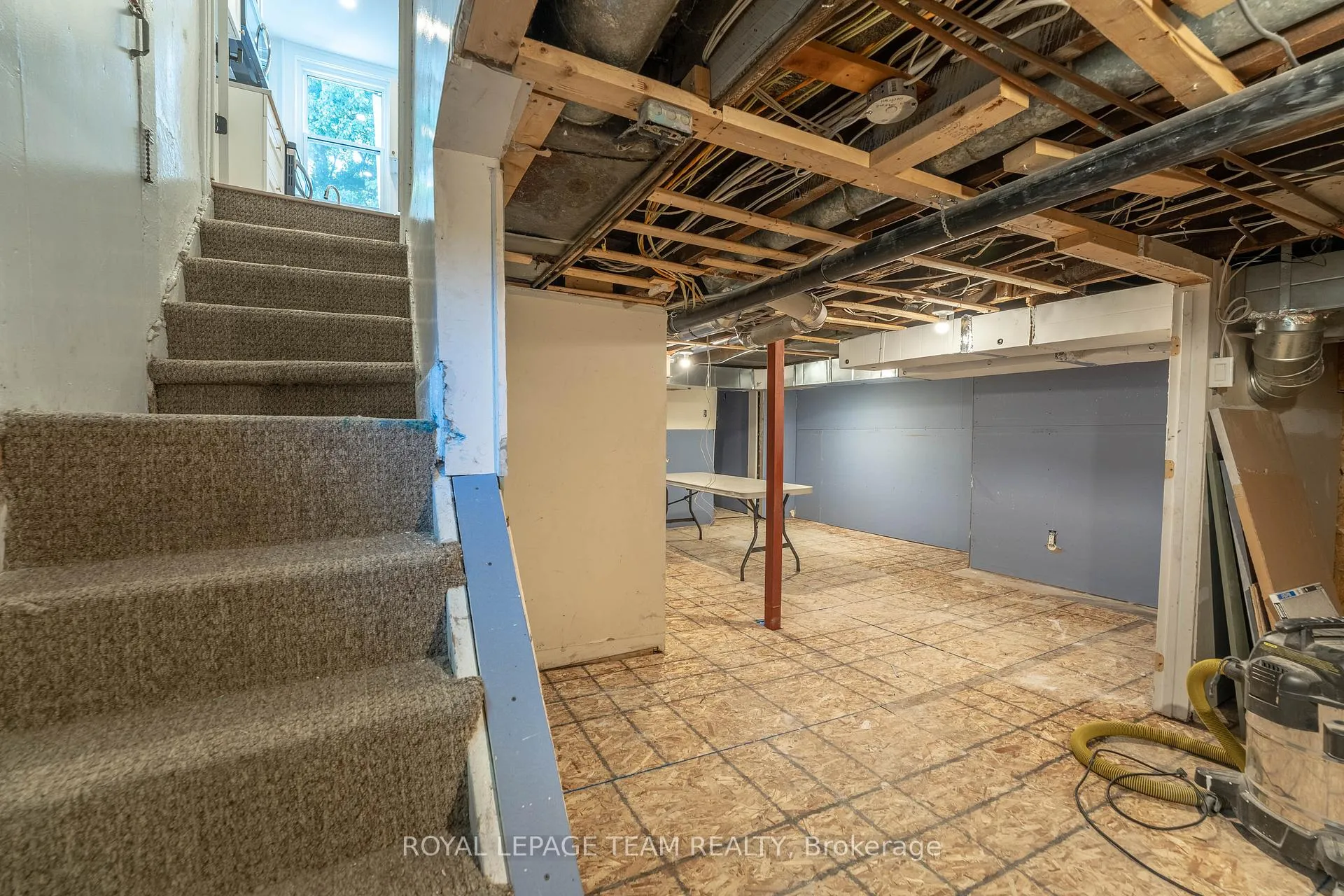 Photo 35 of 5 Gilchrist Avenue, Ottawa, Ottawa West — HOMEH