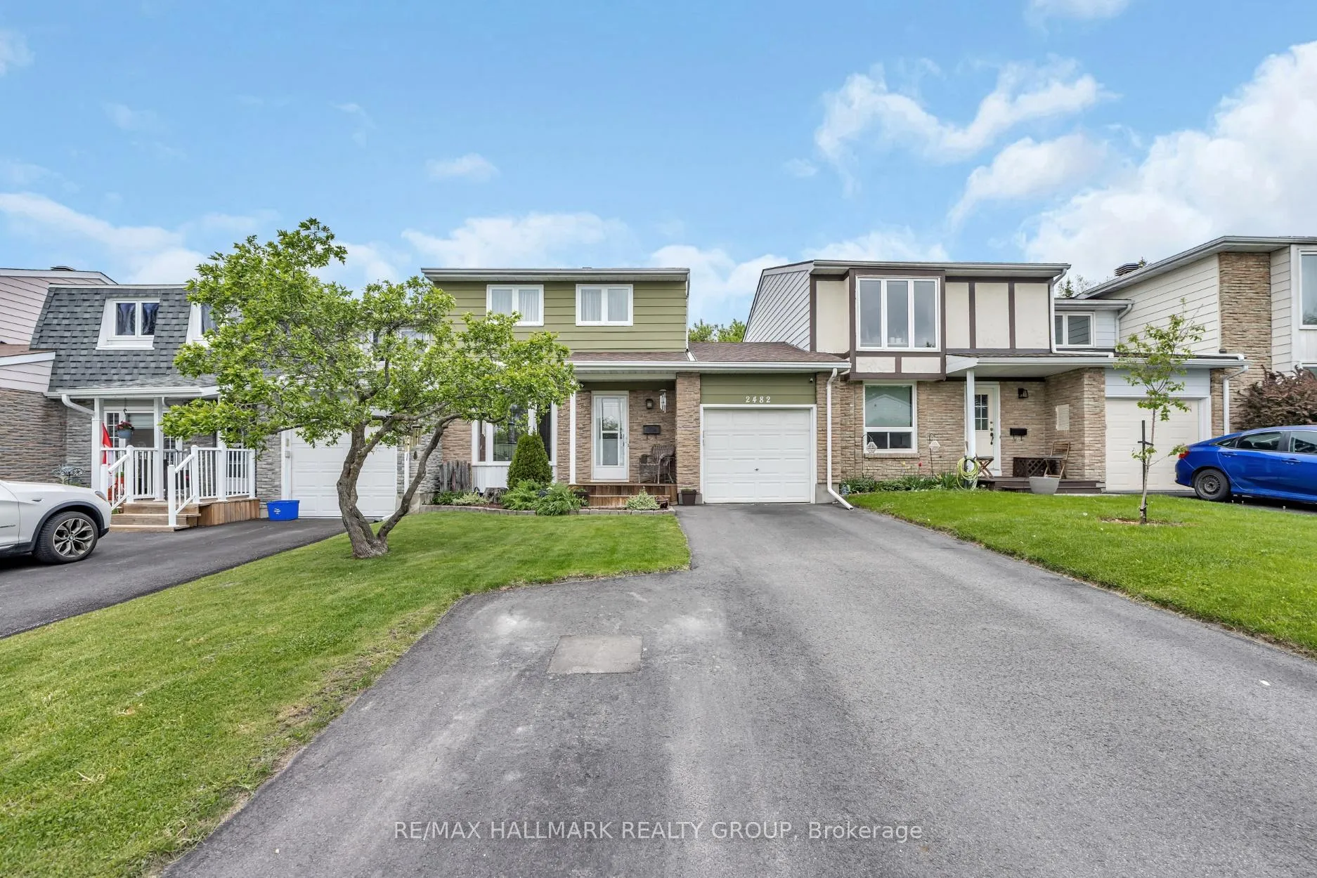 Photo 5 of 2482 Autumn Hill Crescent, Ottawa, Blackburn Hamlet (South) — HOMEH