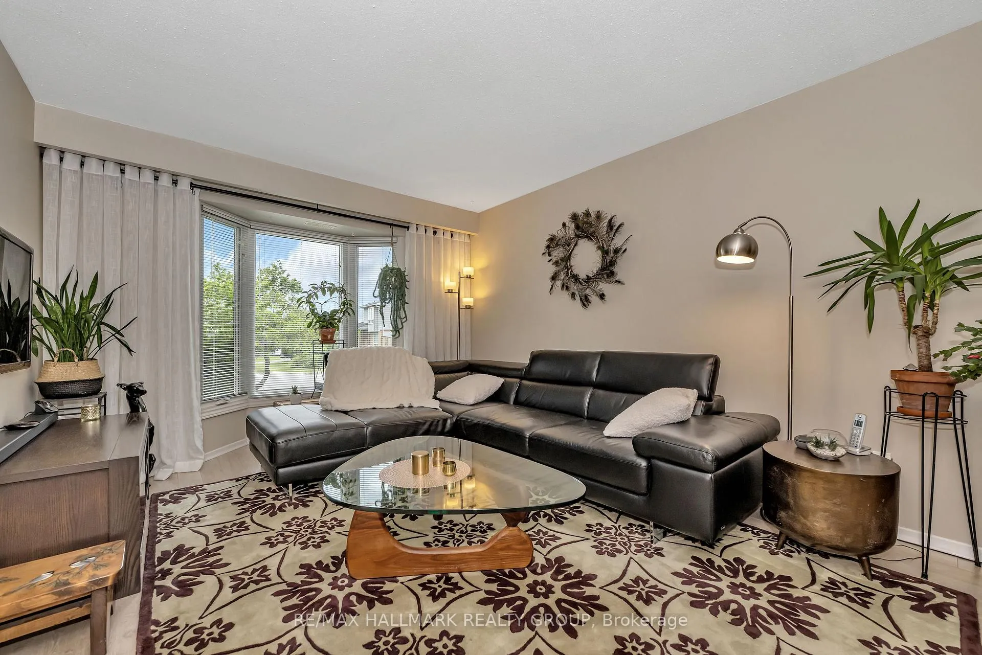 Photo 27 of 2482 Autumn Hill Crescent, Ottawa, Blackburn Hamlet (South) — HOMEH