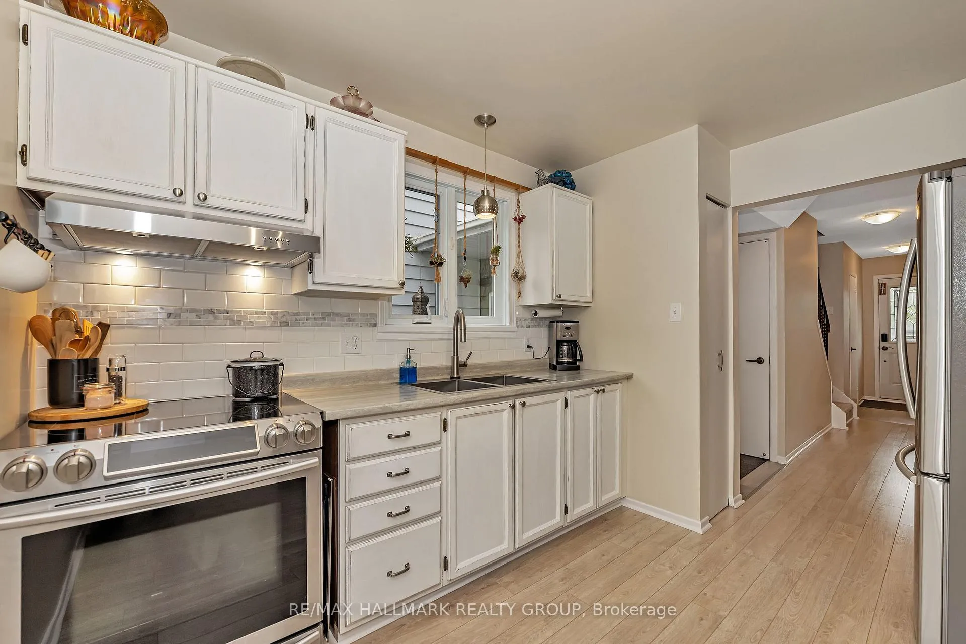 Photo 69 of 2482 Autumn Hill Crescent, Ottawa, Blackburn Hamlet (South) — HOMEH