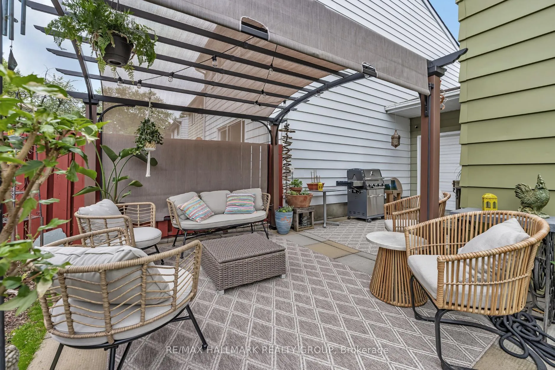Photo 180 of 2482 Autumn Hill Crescent, Ottawa, Blackburn Hamlet (South) — HOMEH