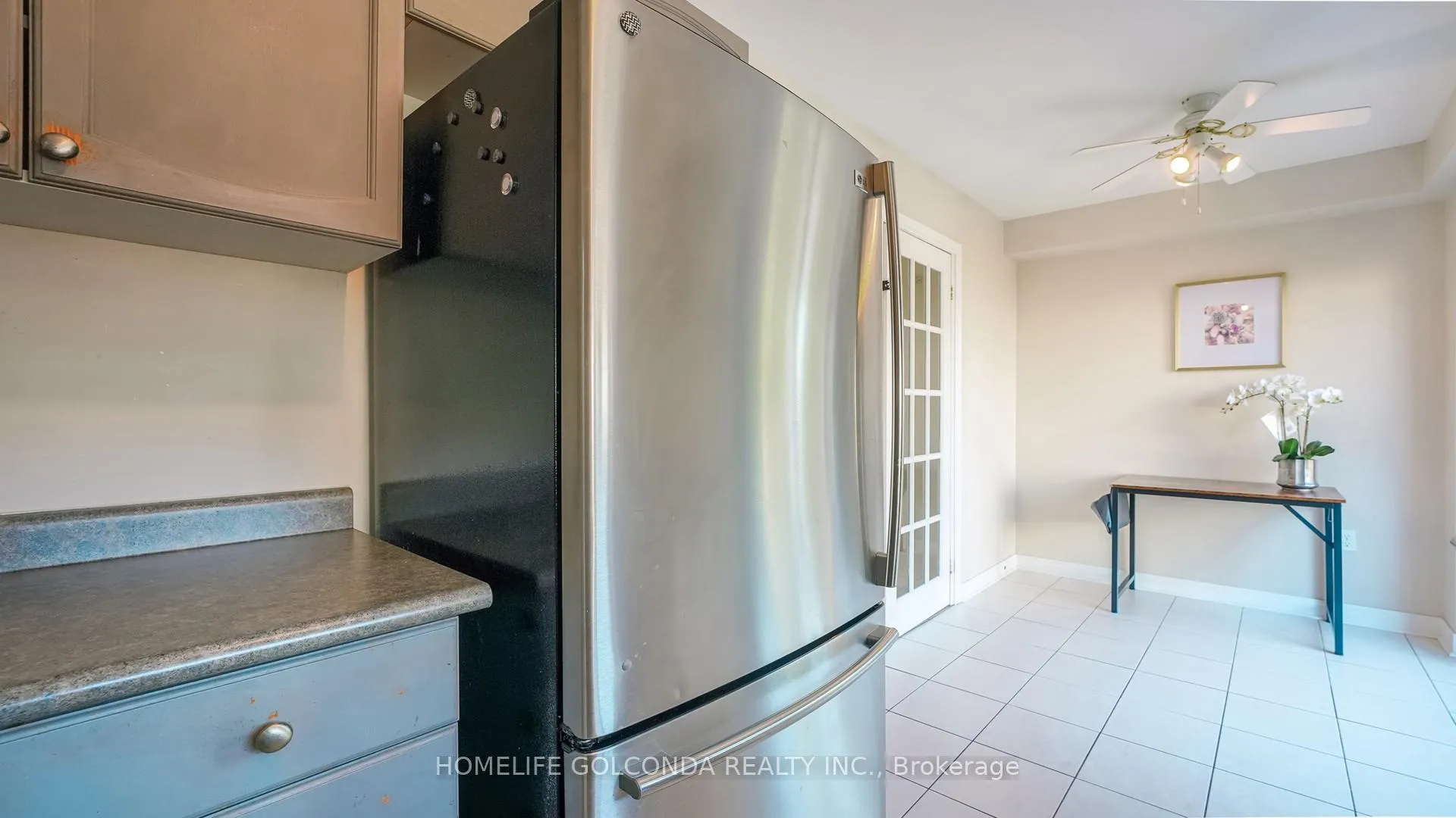 Photo 9 of 21 Bentley Crescent, Barrie, 400 West — HOMEH