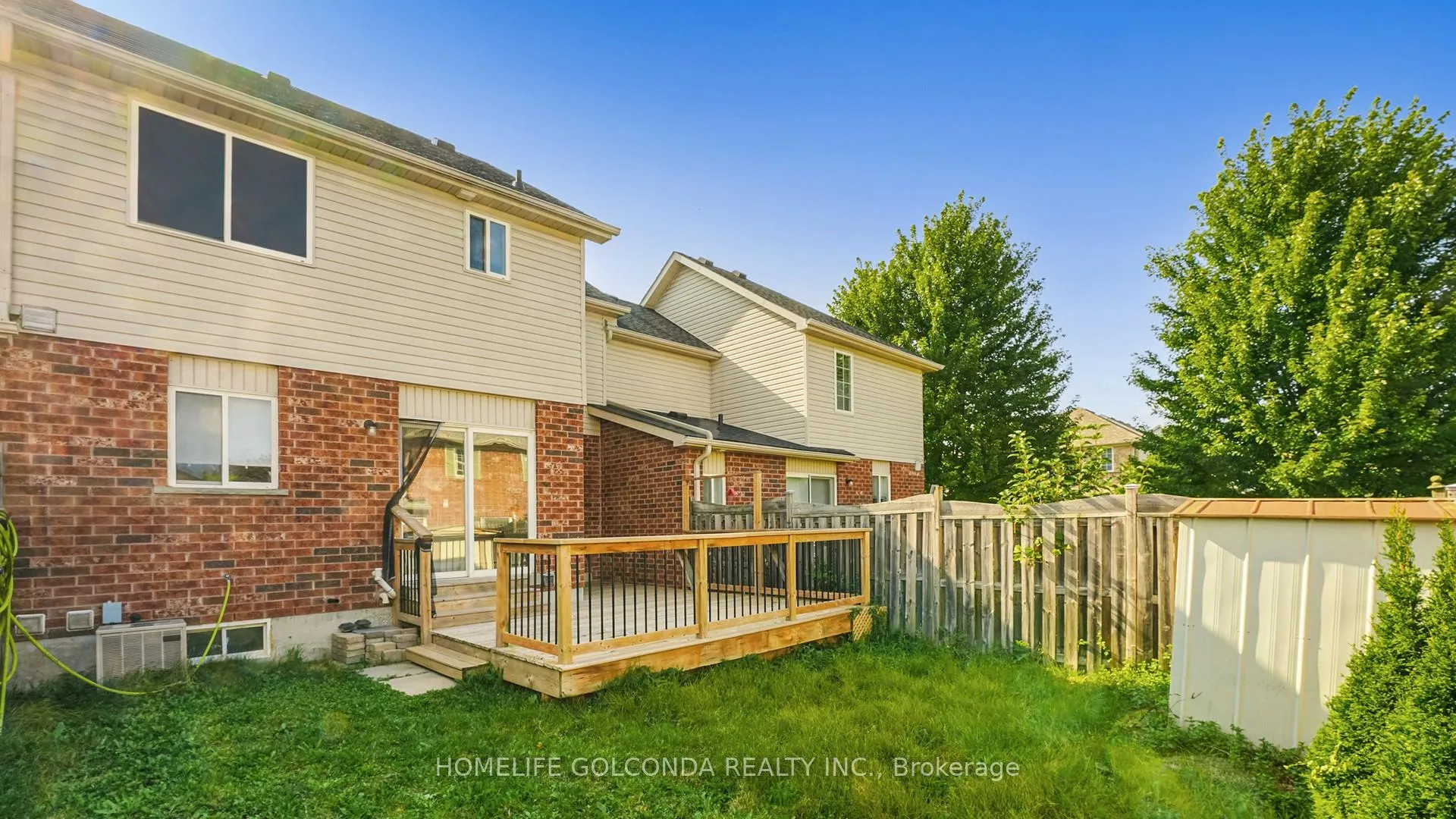 Photo 33 of 21 Bentley Crescent, Barrie, 400 West — HOMEH
