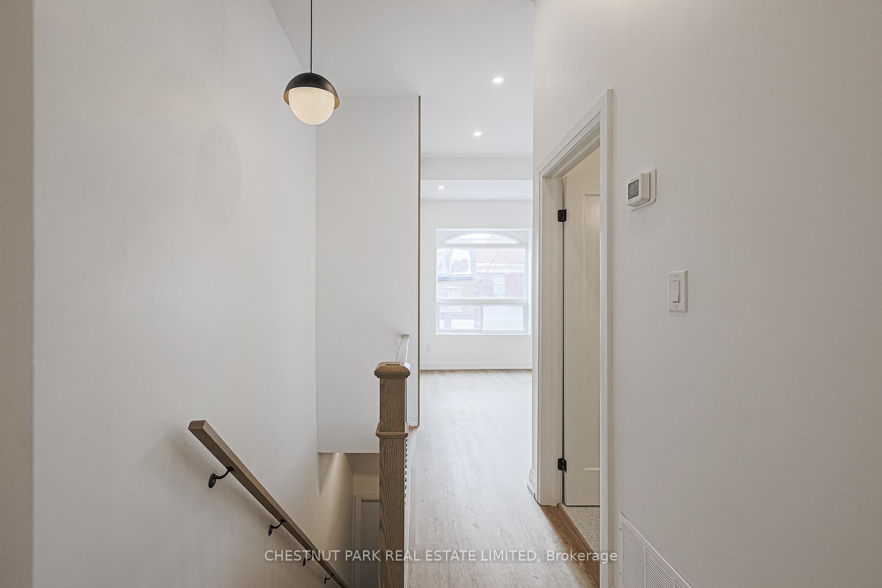 Photo 2 of Unit Upper, 646 Queen Street W, Toronto, Trinity-Bellwoods — HOMEH