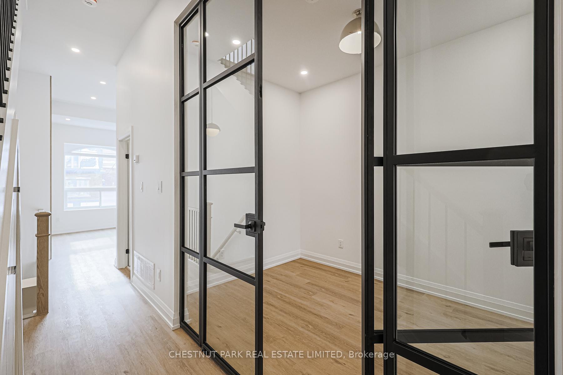 Photo 9 of Unit Upper, 646 Queen Street W, Toronto, Trinity-Bellwoods — HOMEH