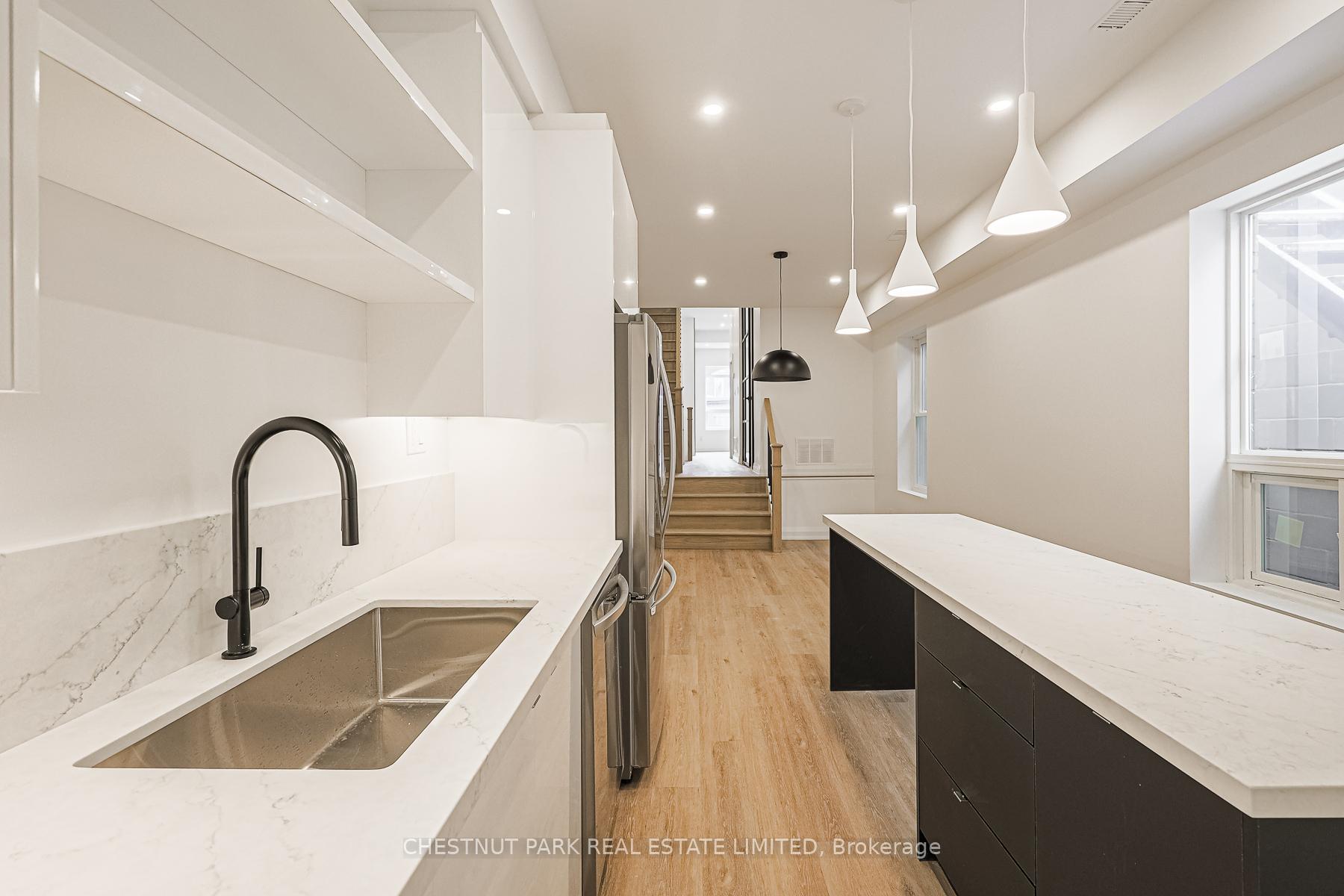 Photo 21 of Unit Upper, 646 Queen Street W, Toronto, Trinity-Bellwoods — HOMEH