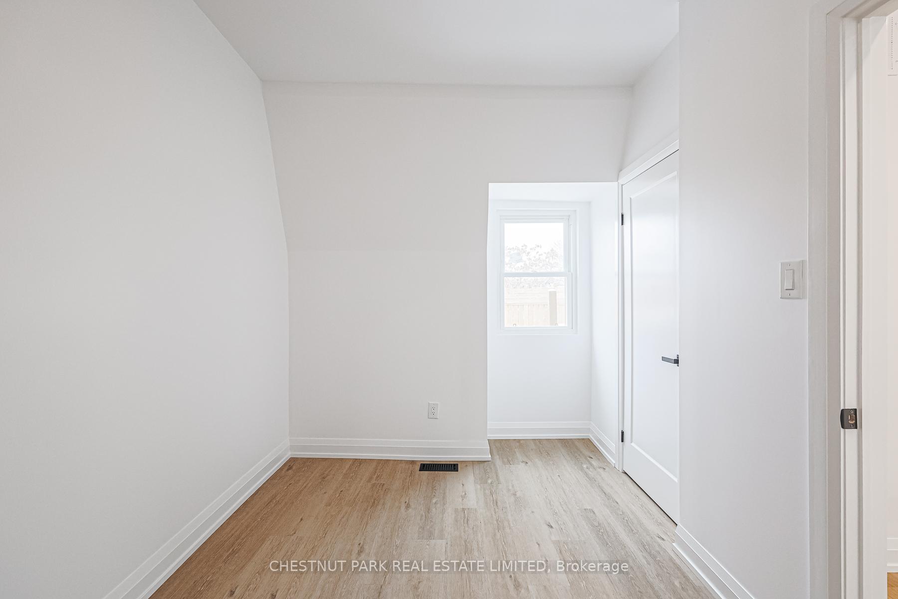 Photo 25 of Unit Upper, 646 Queen Street W, Toronto, Trinity-Bellwoods — HOMEH