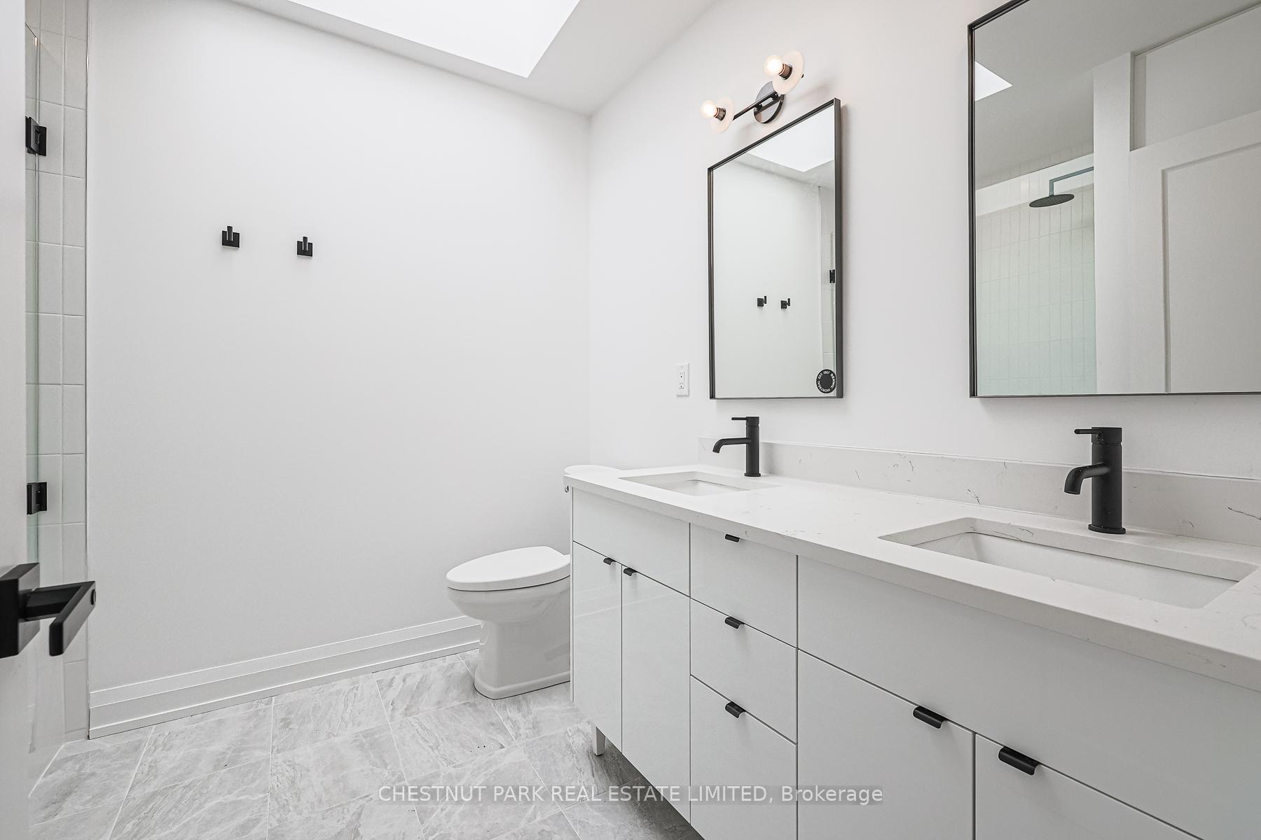 Photo 26 of Unit Upper, 646 Queen Street W, Toronto, Trinity-Bellwoods — HOMEH
