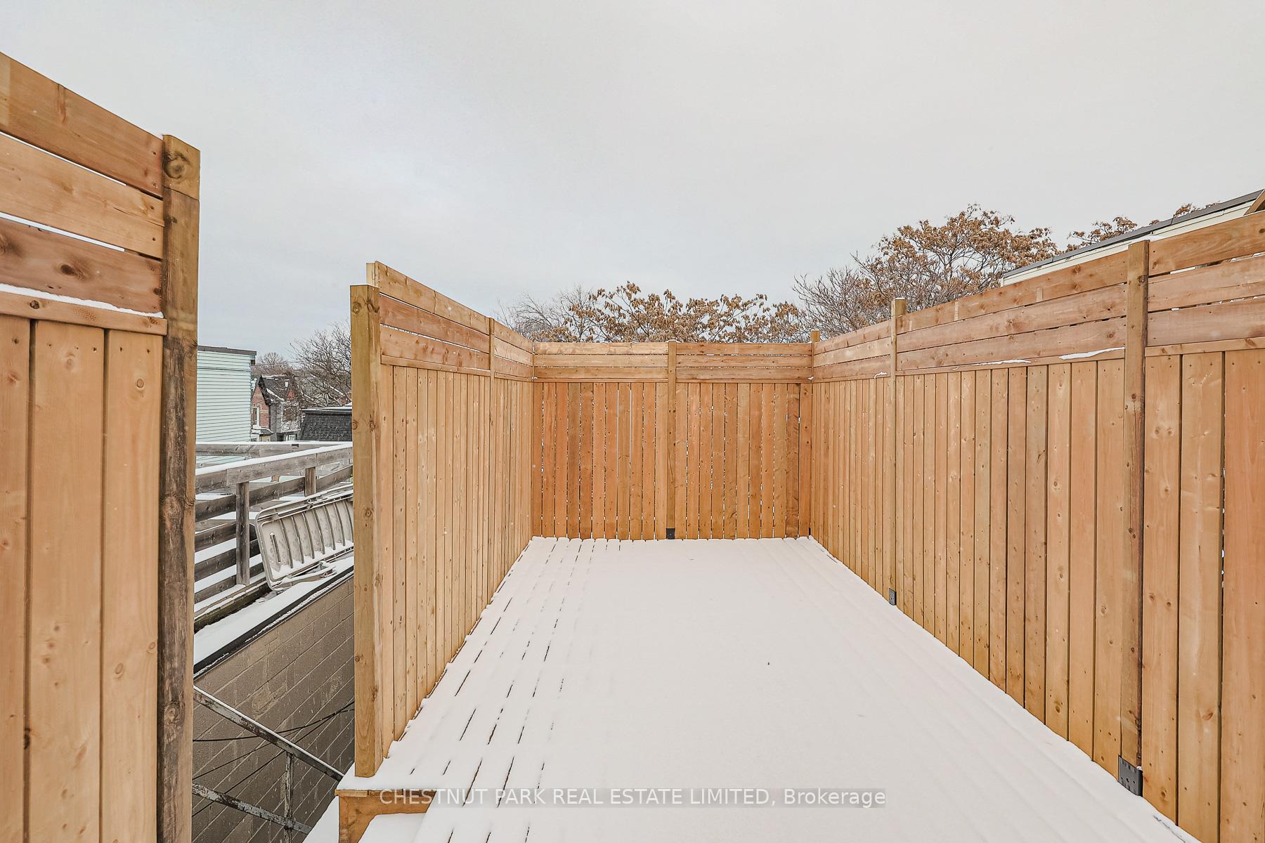 Photo 34 of Unit Upper, 646 Queen Street W, Toronto, Trinity-Bellwoods — HOMEH