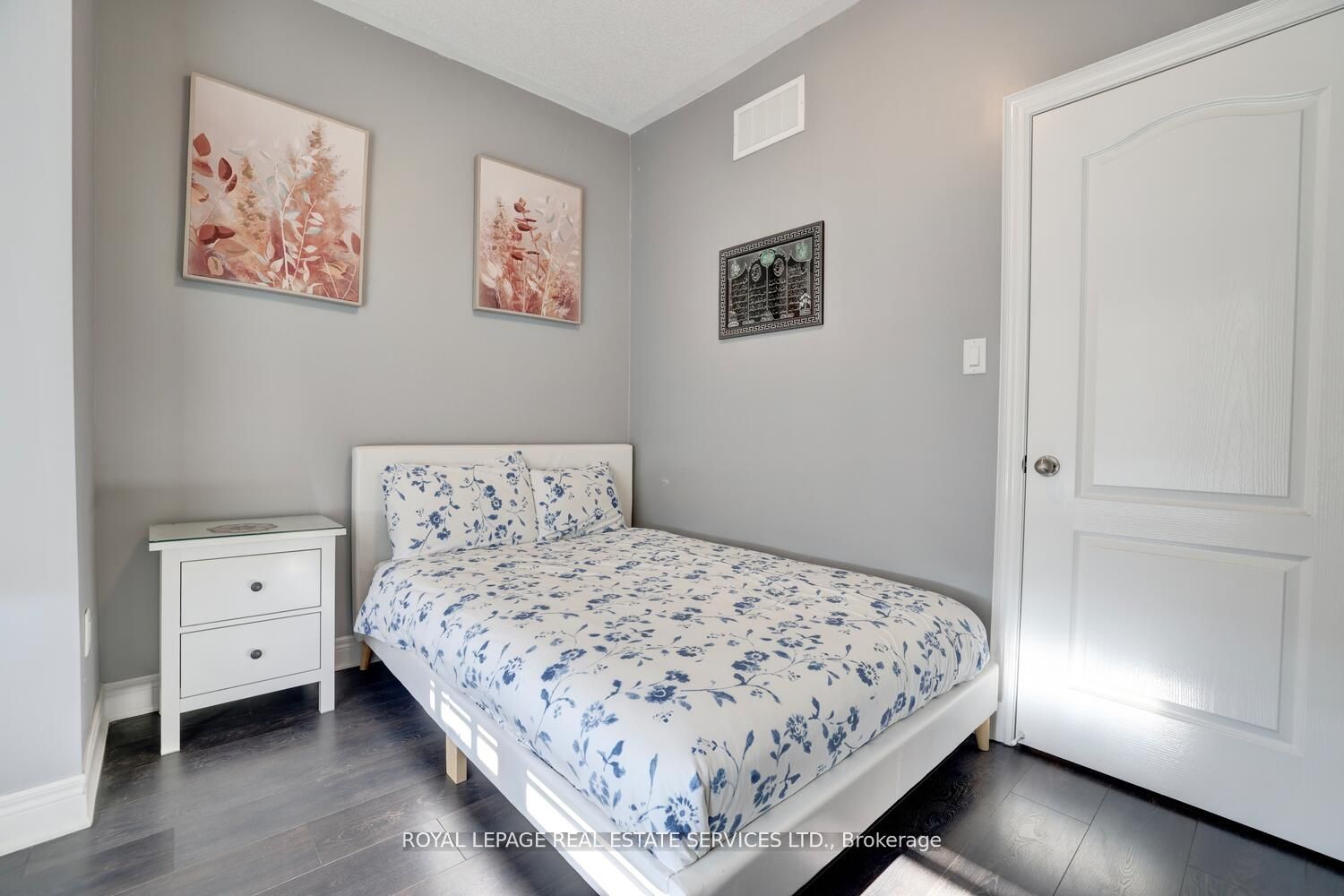 Photo 72 of 1297 Clarriage Court, Milton, Ford — HOMEH