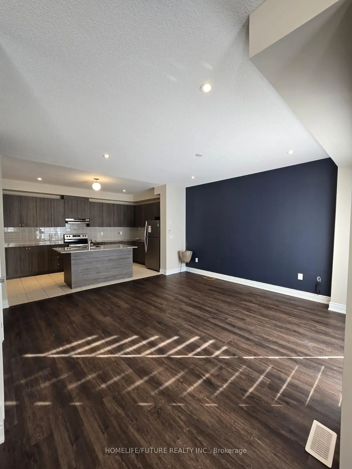 Photo 3 of 941 Finley Avenue, Ajax, South West — HOMEH