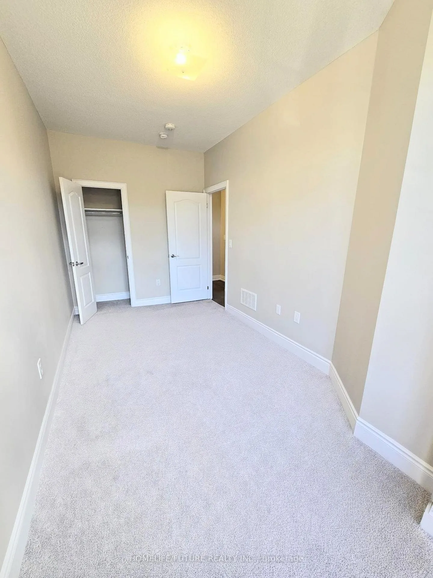Photo 6 of 941 Finley Avenue, Ajax, South West — HOMEH