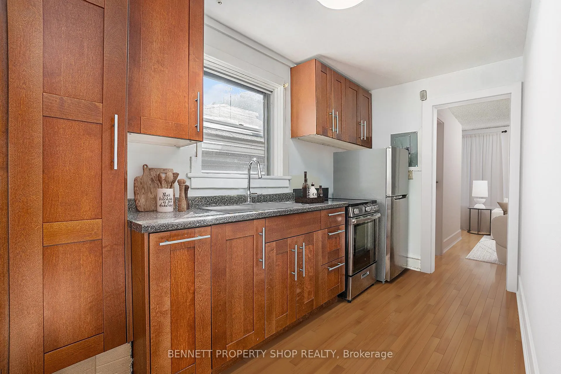 Photo 3 of 51 Smirle Avenue, Ottawa, Ottawa West — HOMEH