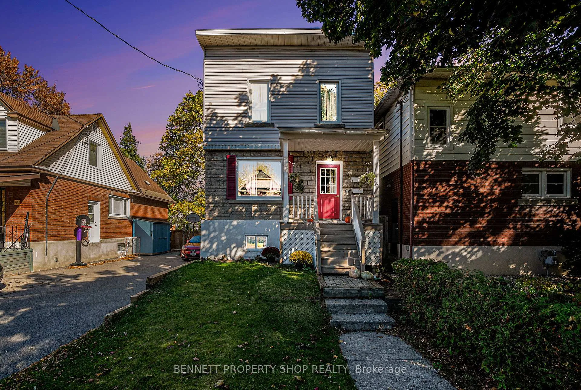 Photo 15 of 51 Smirle Avenue, Ottawa, Ottawa West — HOMEH