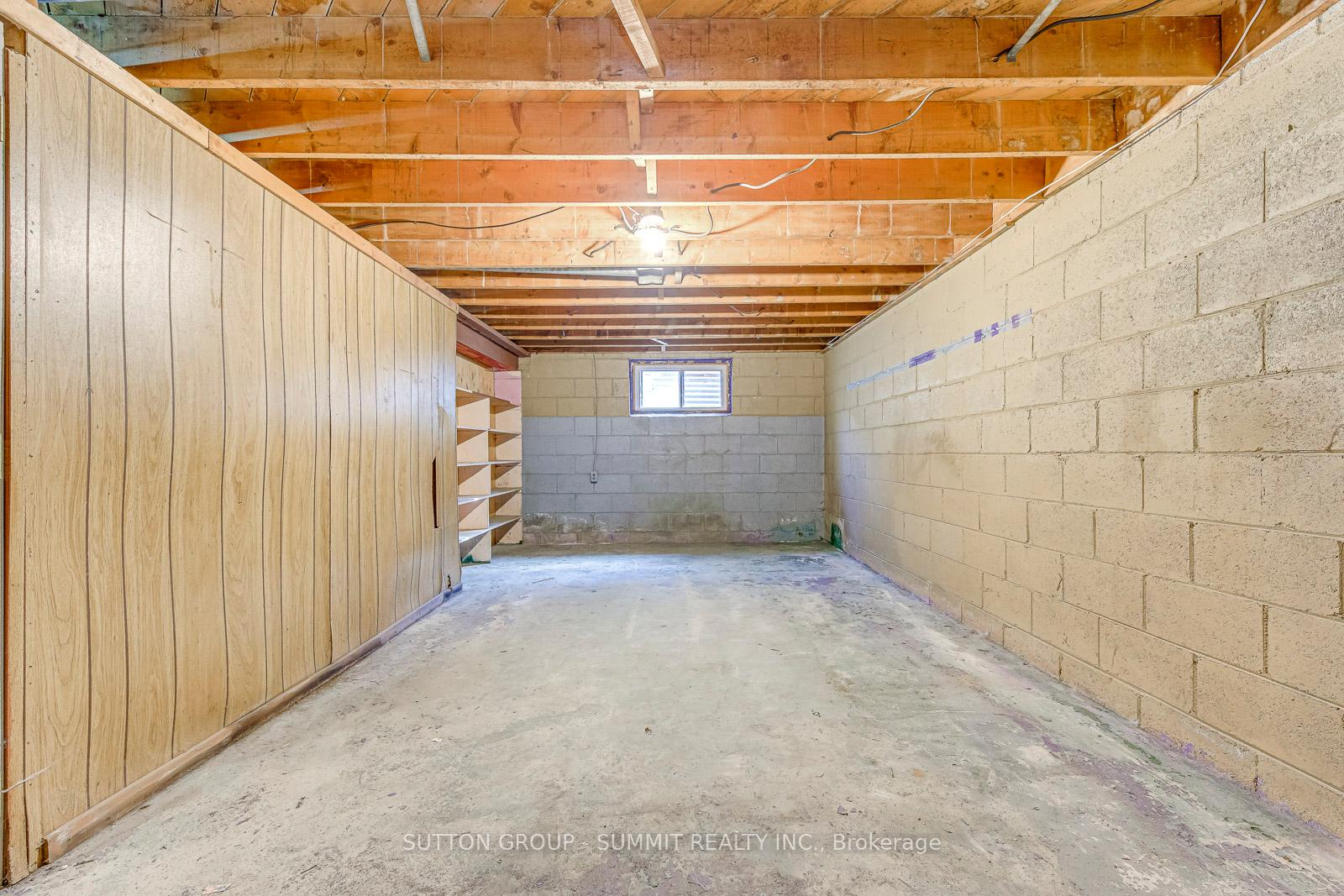Photo 34 of 42 Winnipeg Road, Etobicoke, Kingsview Village-The Westway — HOMEH